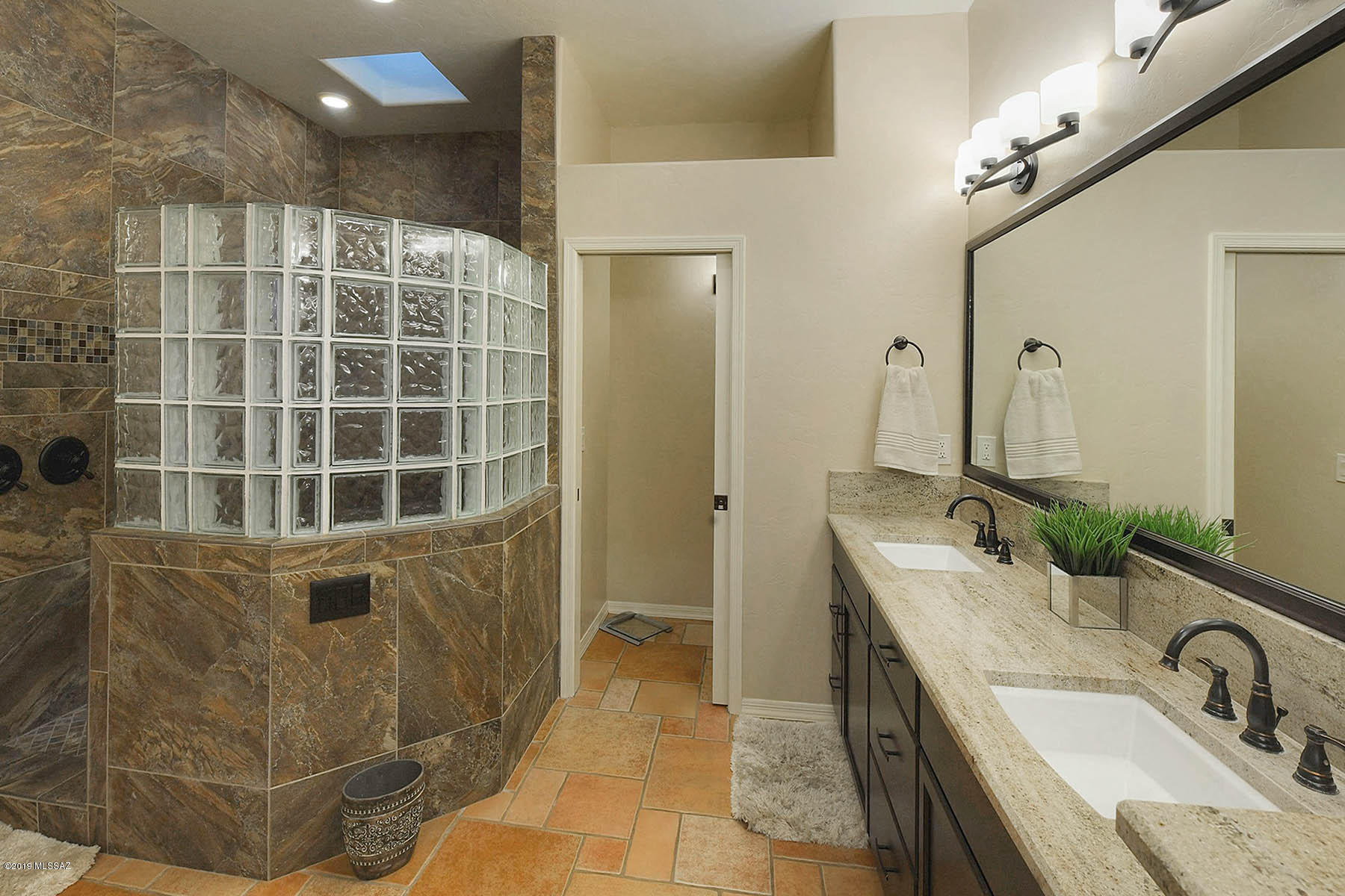 Canada Hills Est Phase ll (42-130) - Residential