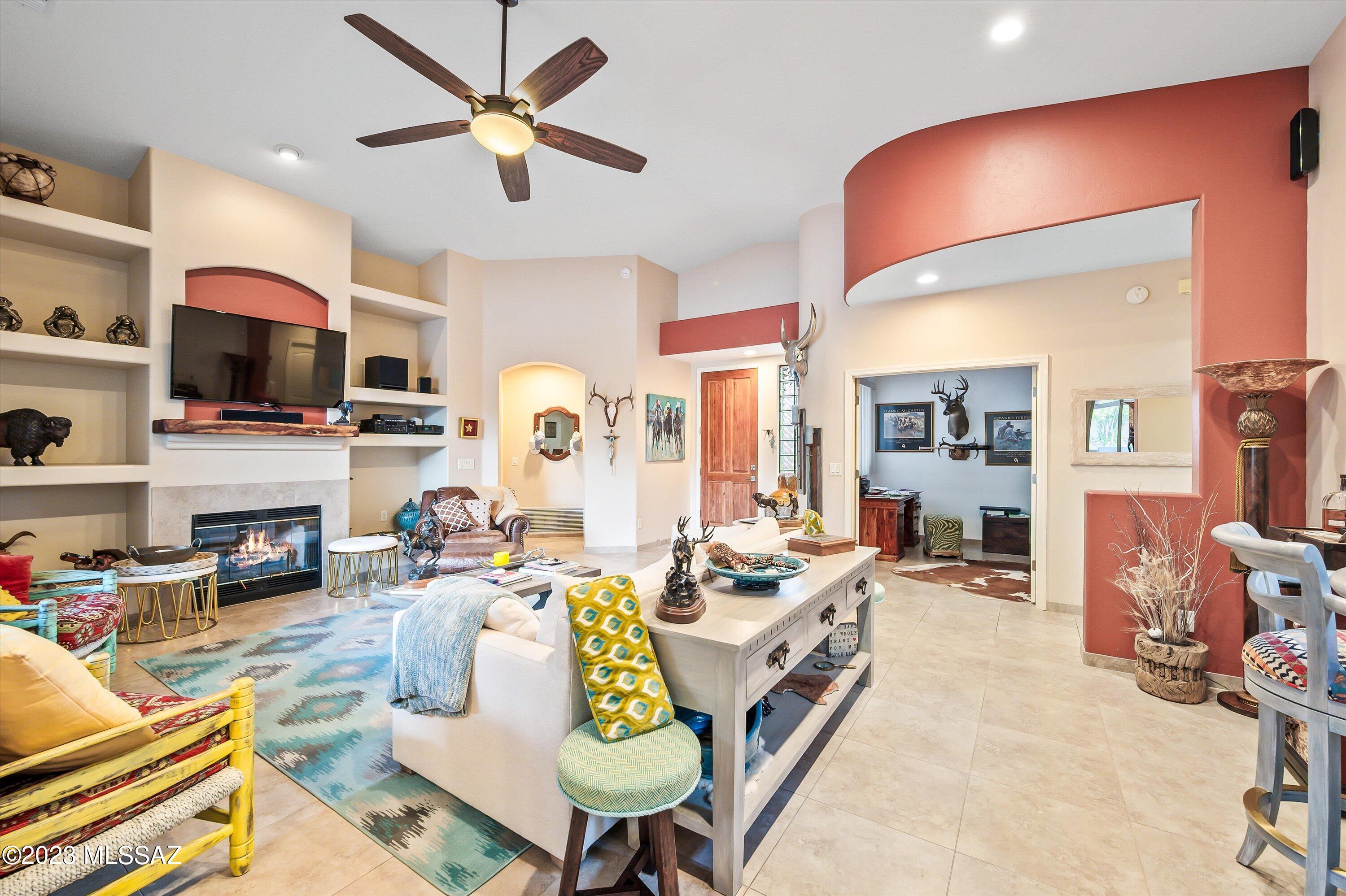 Bluffs At Dove Mountain (1-122) - Residential