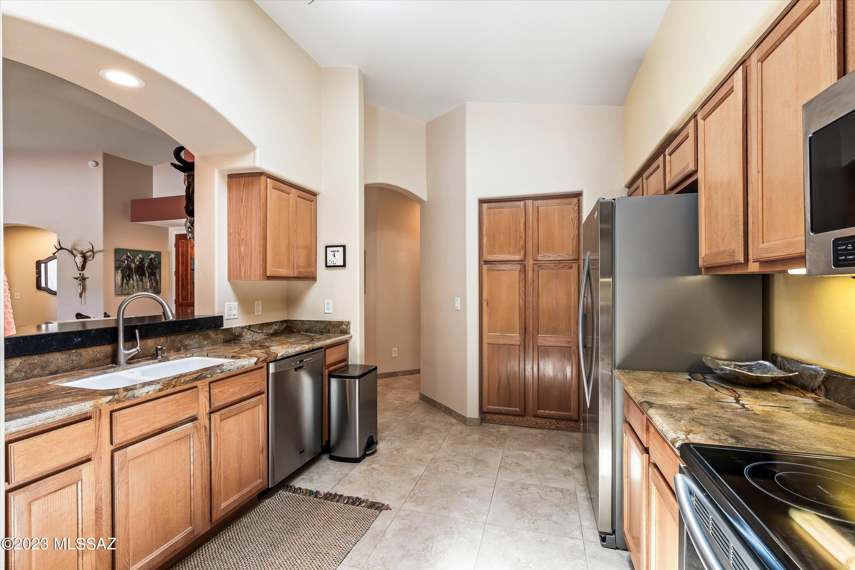 Bluffs At Dove Mountain (1-122) - Residential