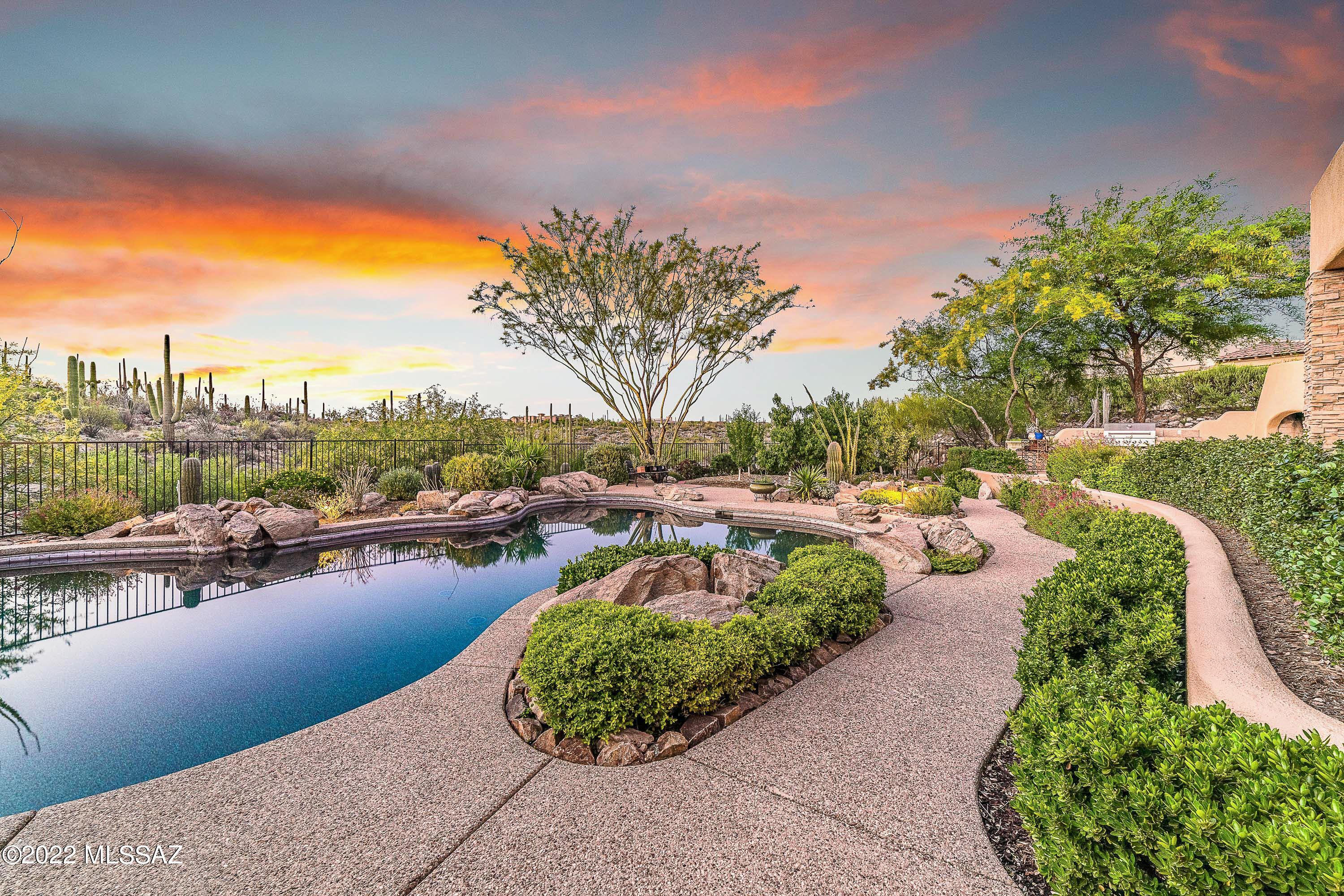 Honey Bee Canyon Estates - Residential