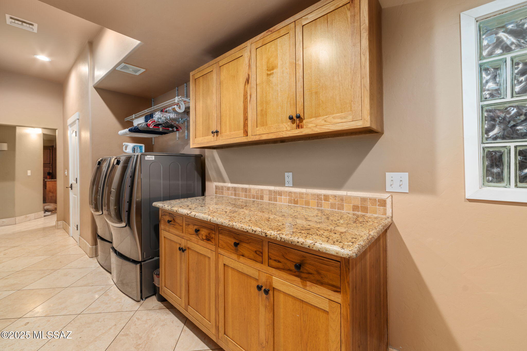 New Tucson Unit NO. 27 - Residential