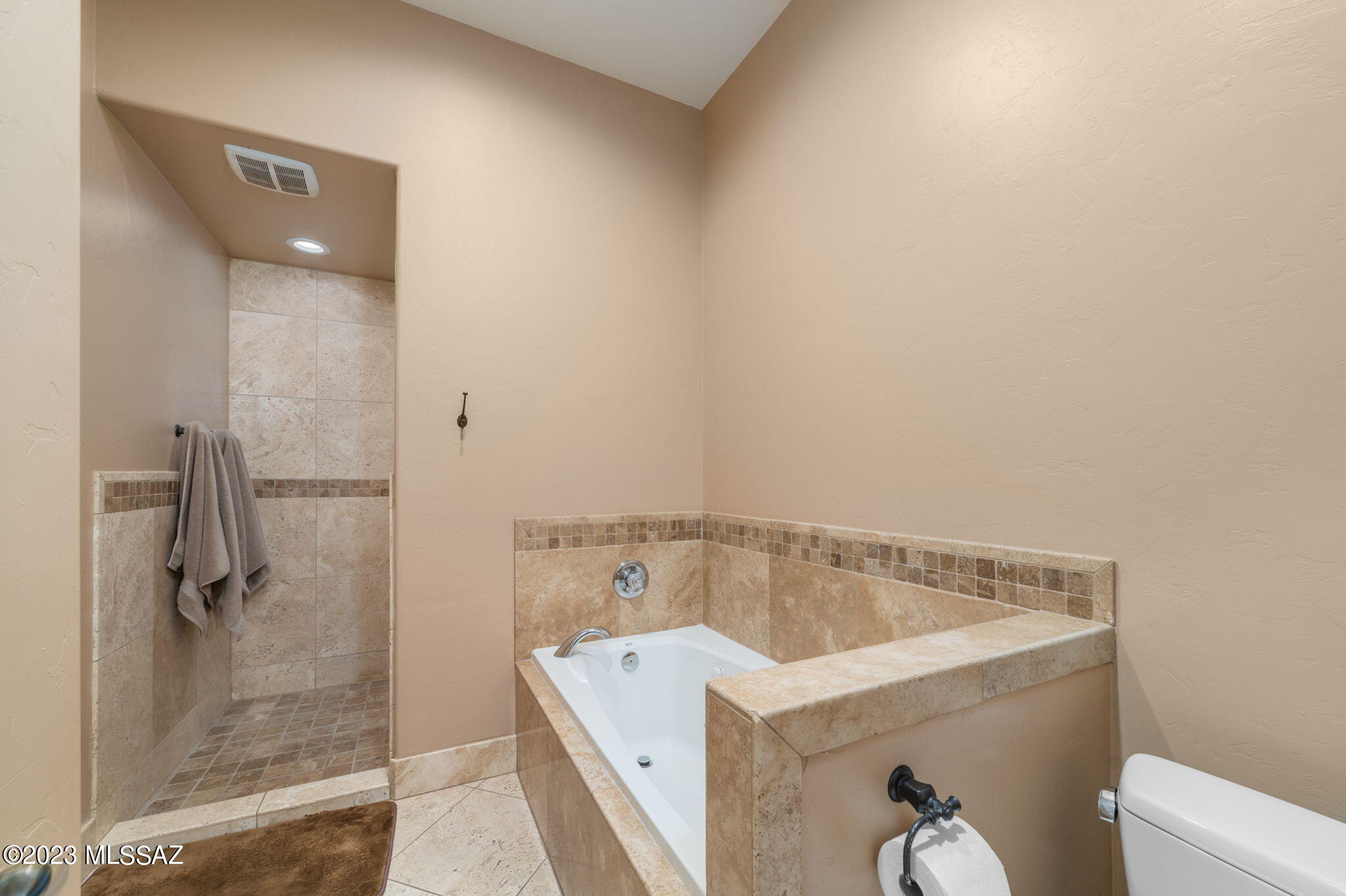 New Tucson Unit NO. 27 - Residential