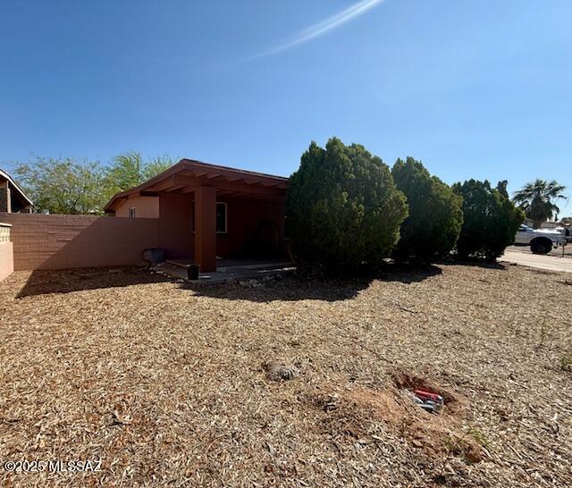 Los Reales Heights (1-102) - Residential