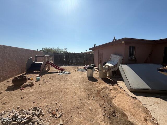 Los Reales Heights (1-102) - Residential