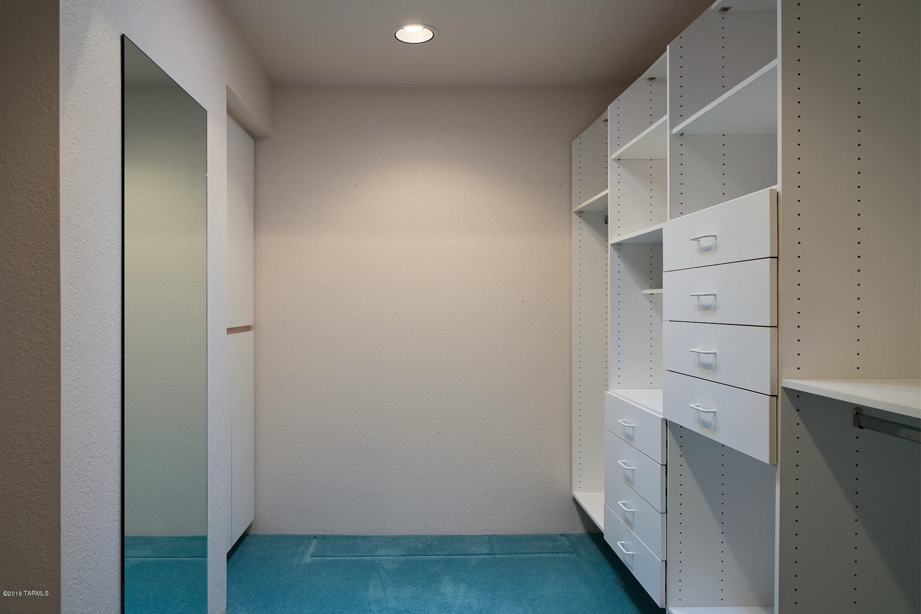 Finisterra (1-210) - Residential