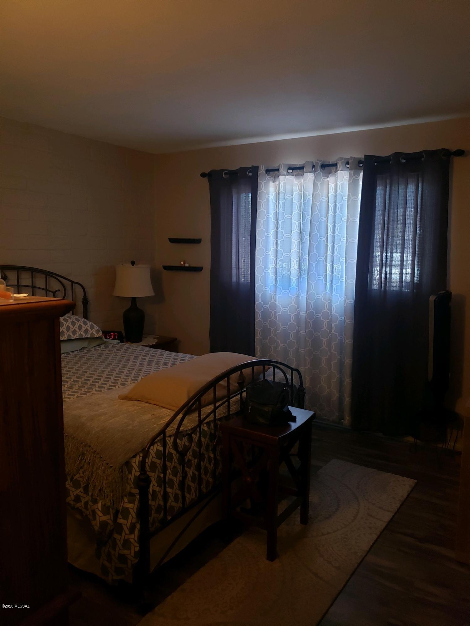 Sherwood Village Terrace (1-85) - Residential