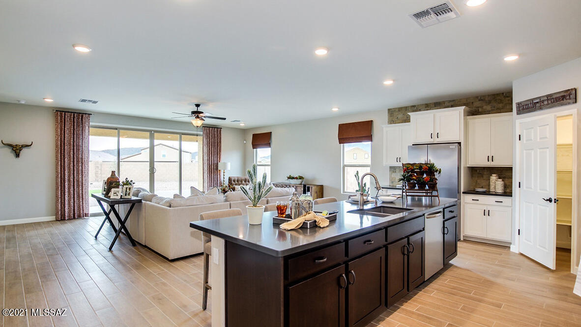 The Village at Barnett - Residential