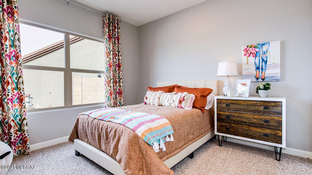 The Village at Barnett - Residential
