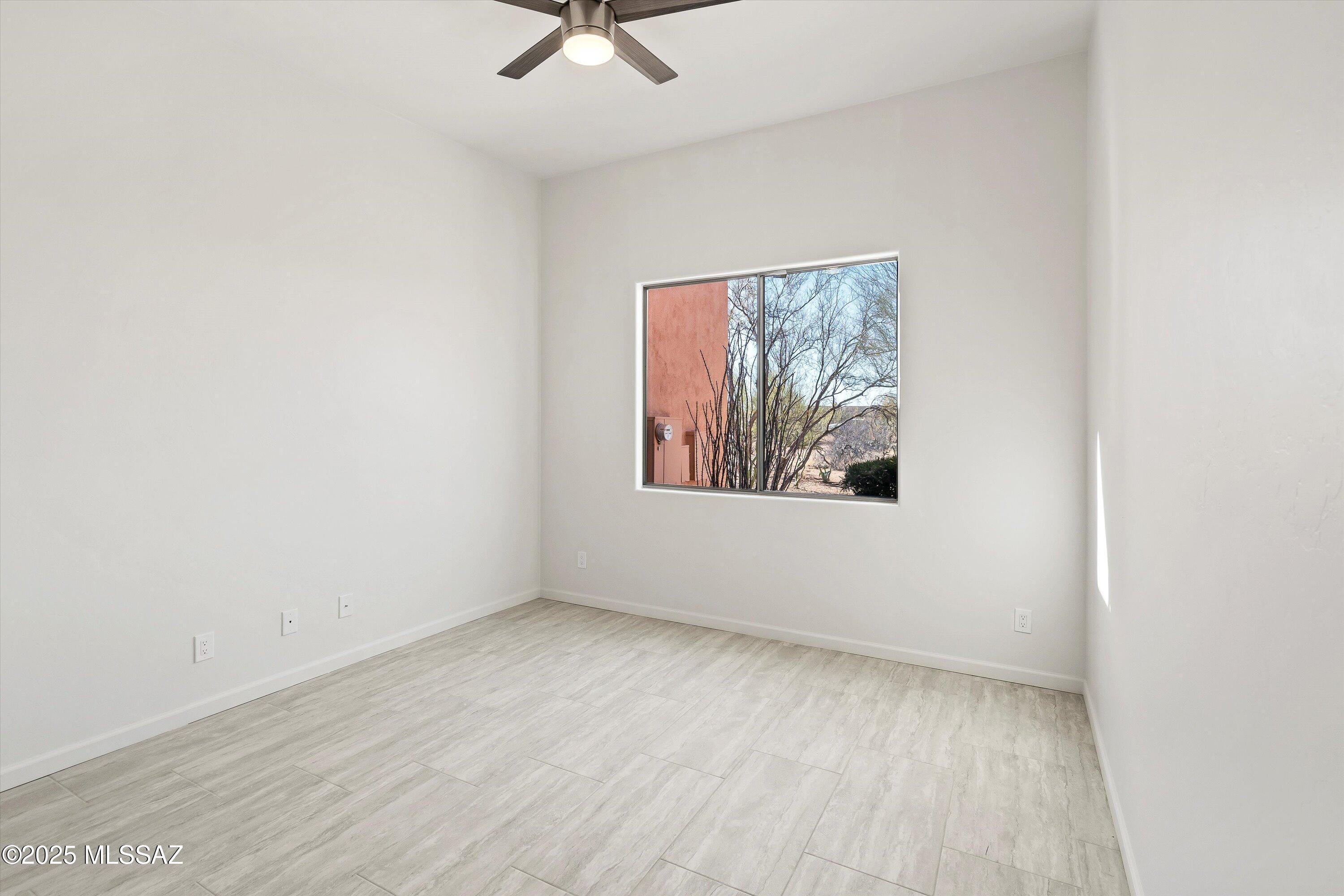 Coyote Creek (1-395) - Residential