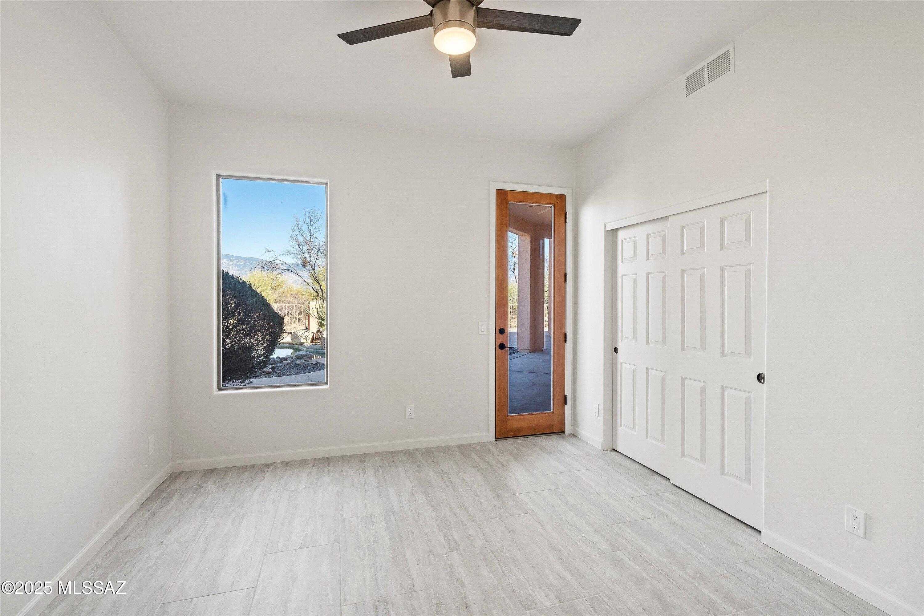 Coyote Creek (1-395) - Residential