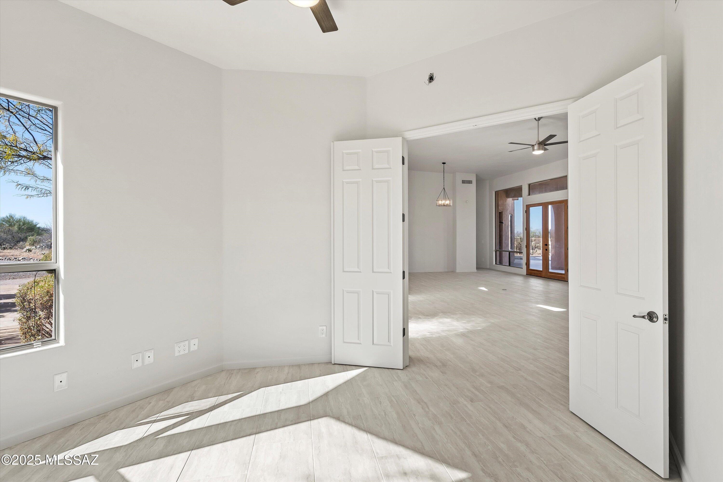 Coyote Creek (1-395) - Residential