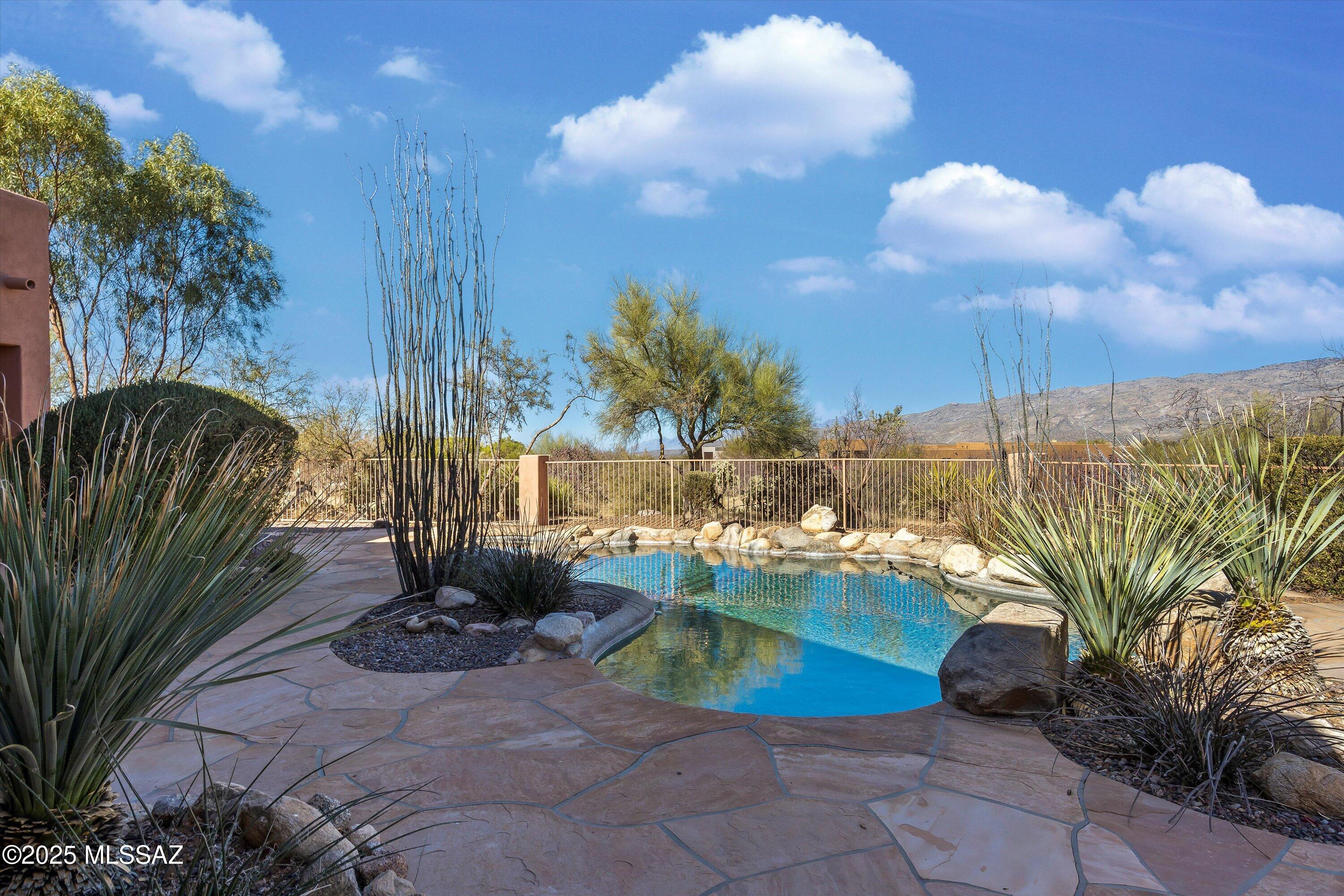 Coyote Creek (1-395) - Residential