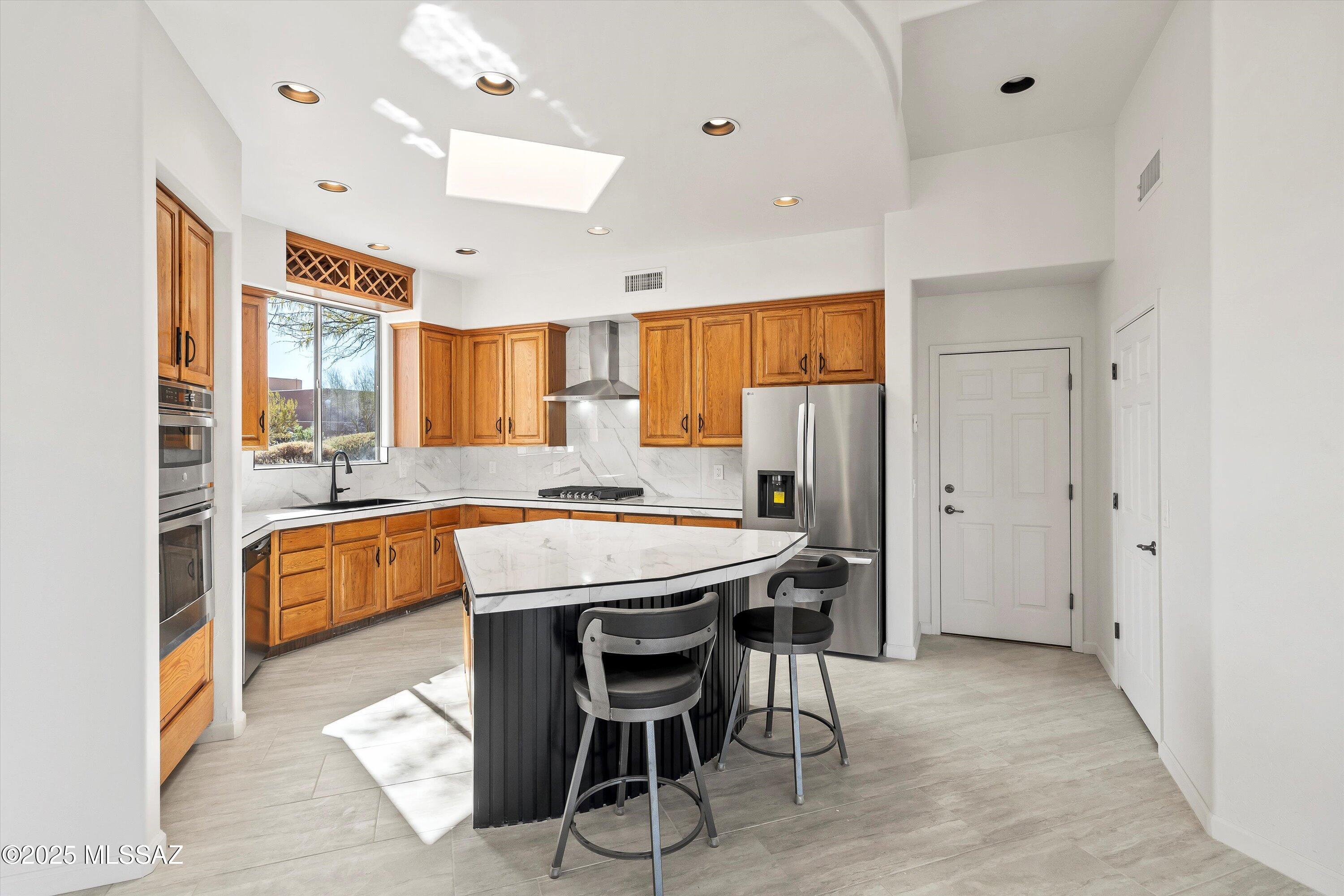 Coyote Creek (1-395) - Residential