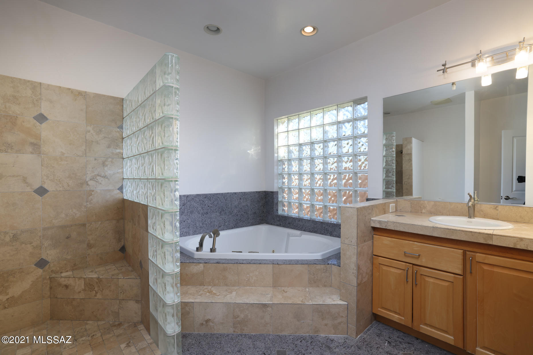 Catalina Foothills Estates NO. 5 - Residential