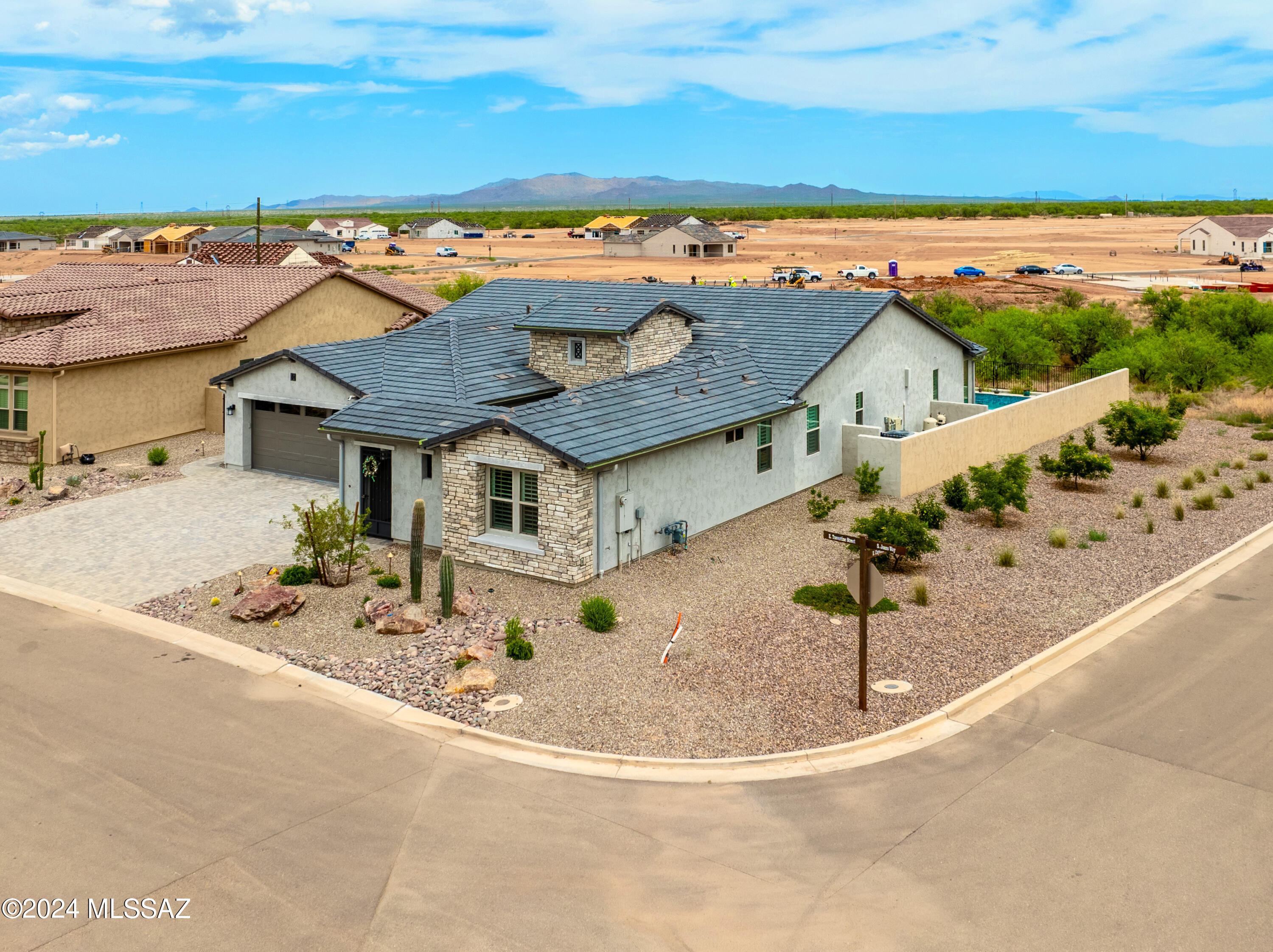 Saddlebrooke Ranch - Residential