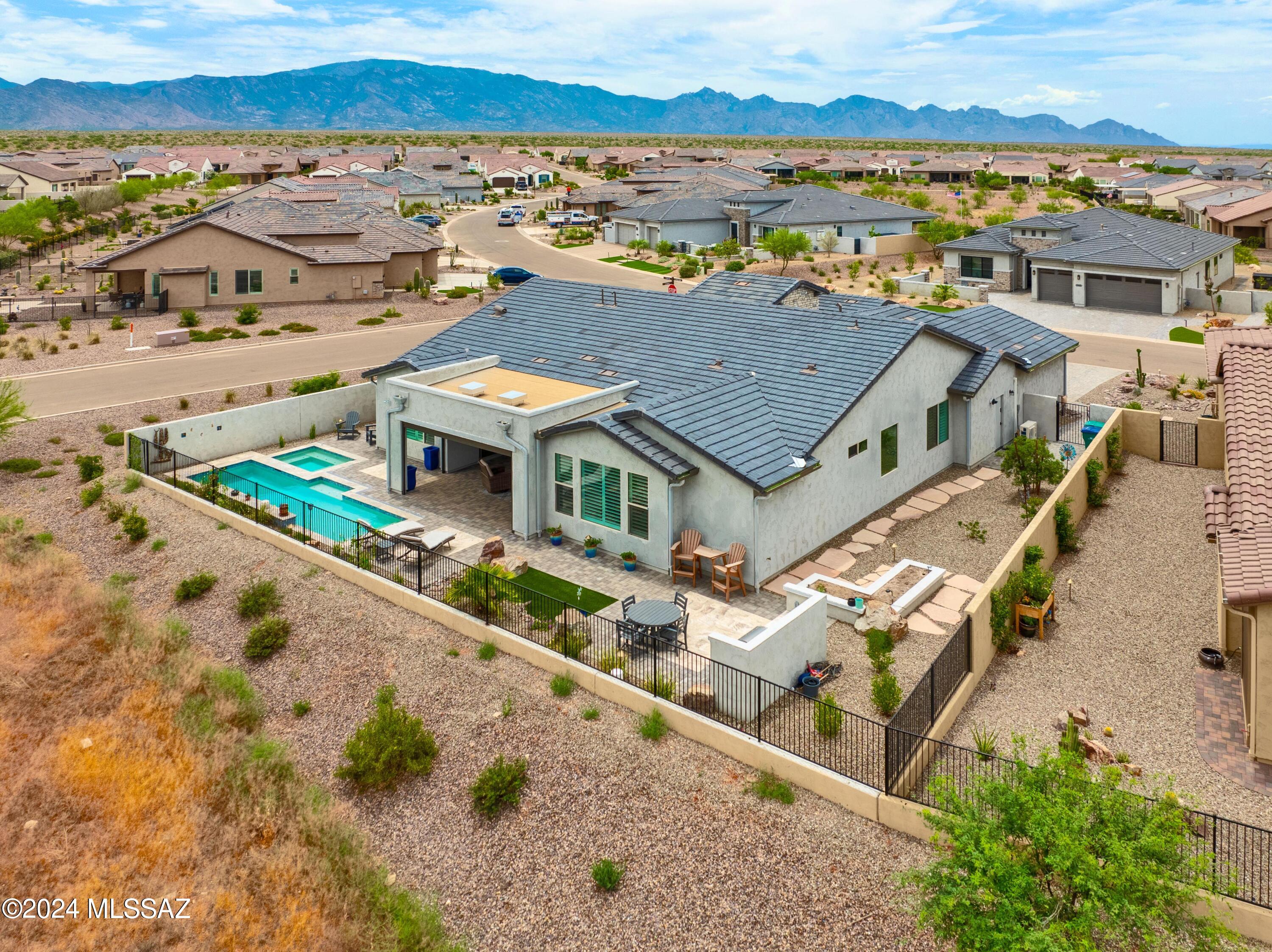 Saddlebrooke Ranch - Residential