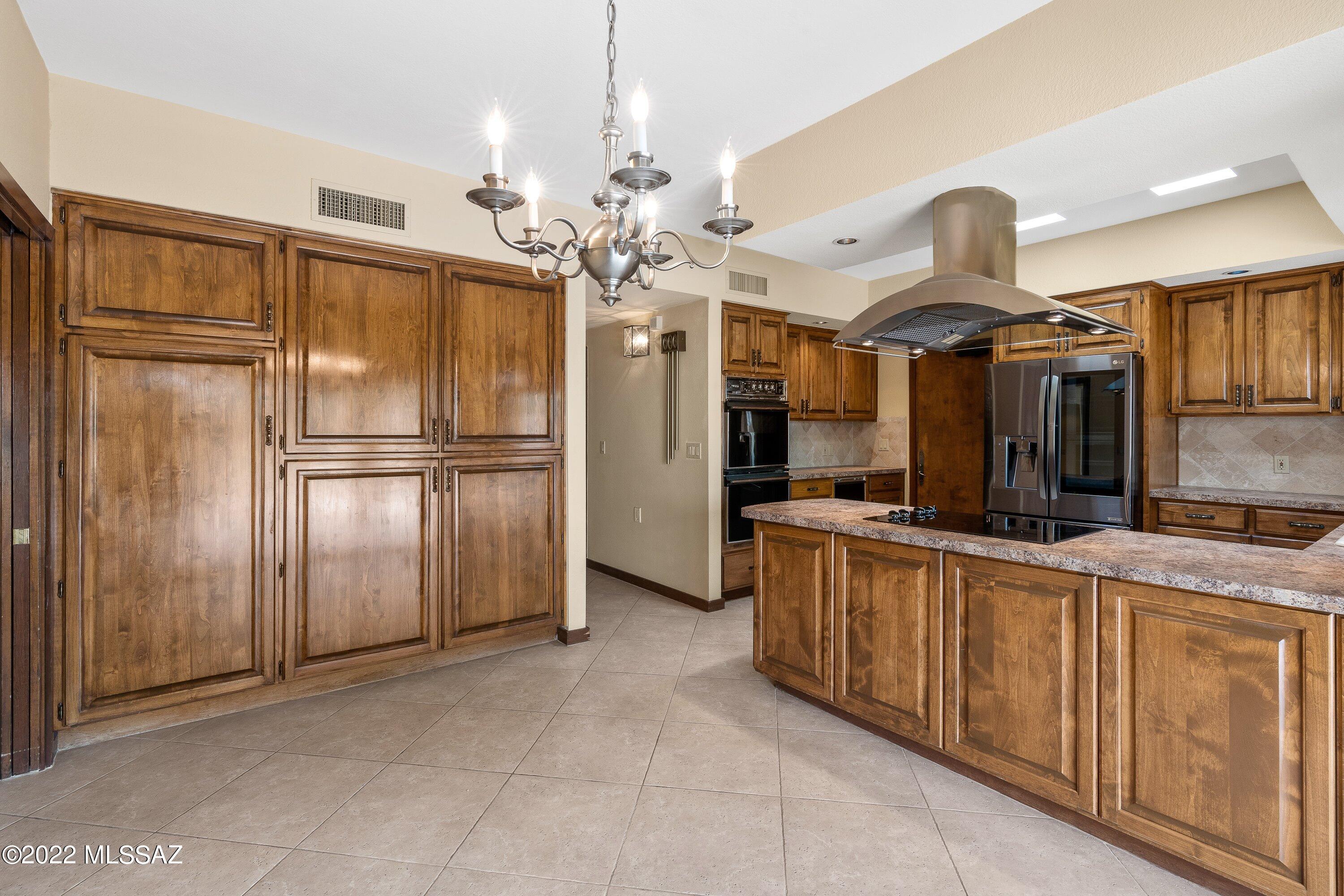 Country Club Estates NO. 1 - Residential