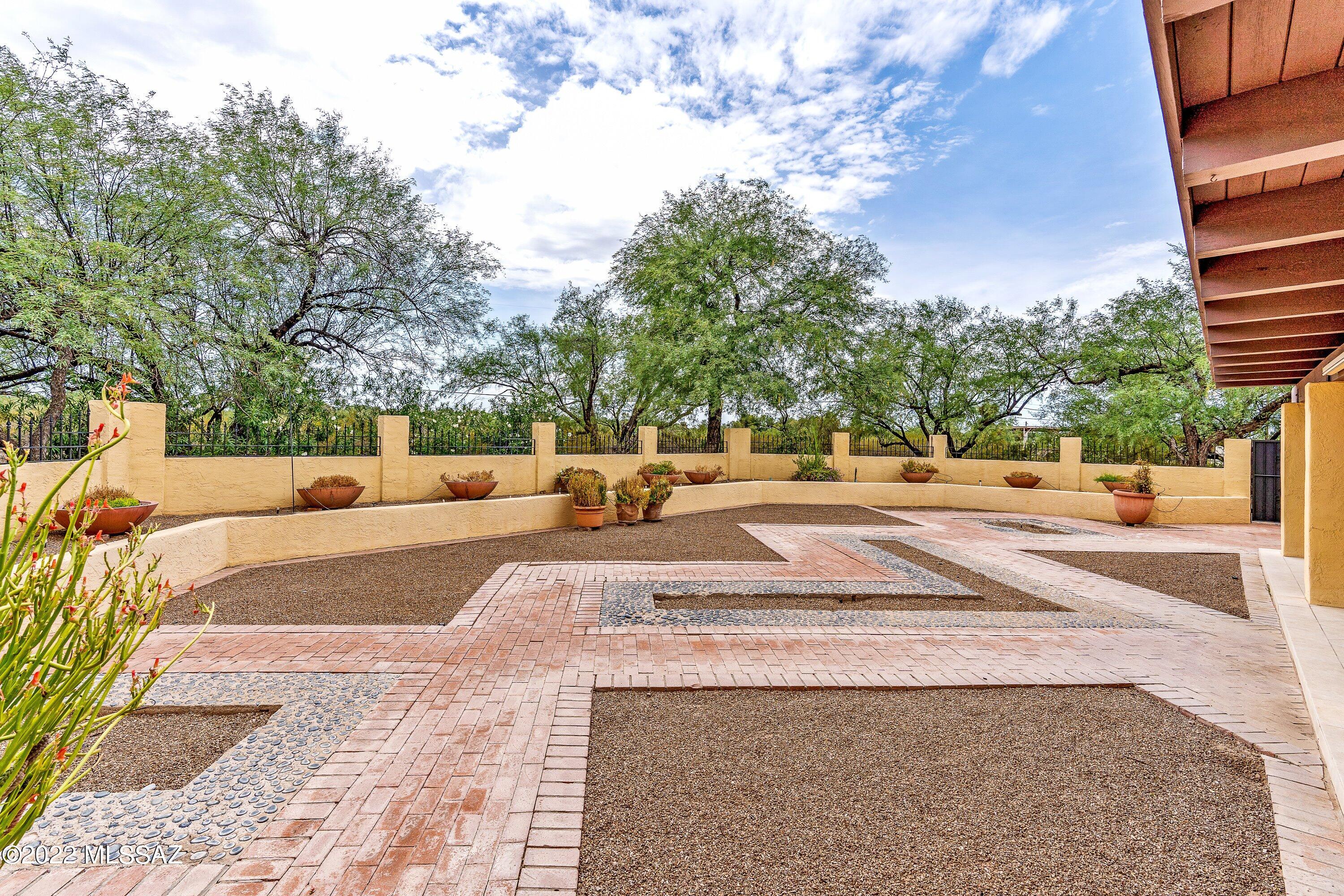 Country Club Estates NO. 1 - Residential