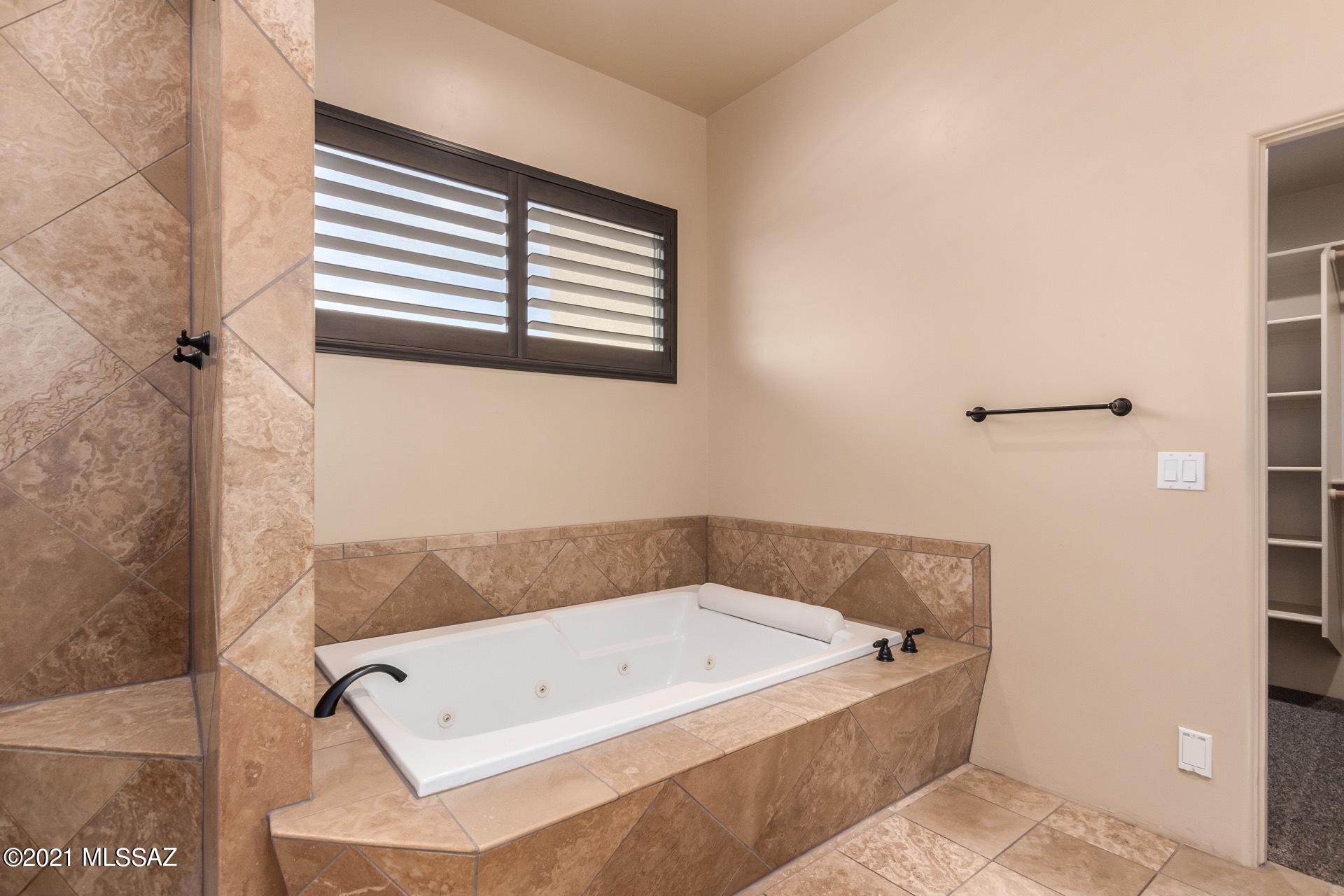 Moonridge (1-48) - Residential