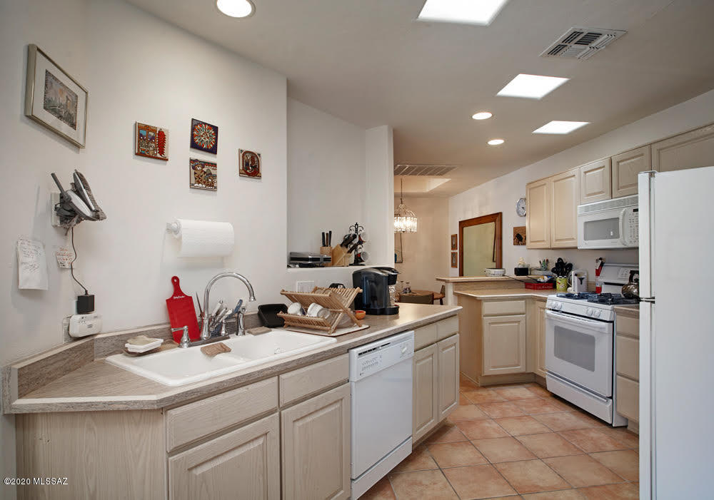 Condos At La Paloma (The) - Residential