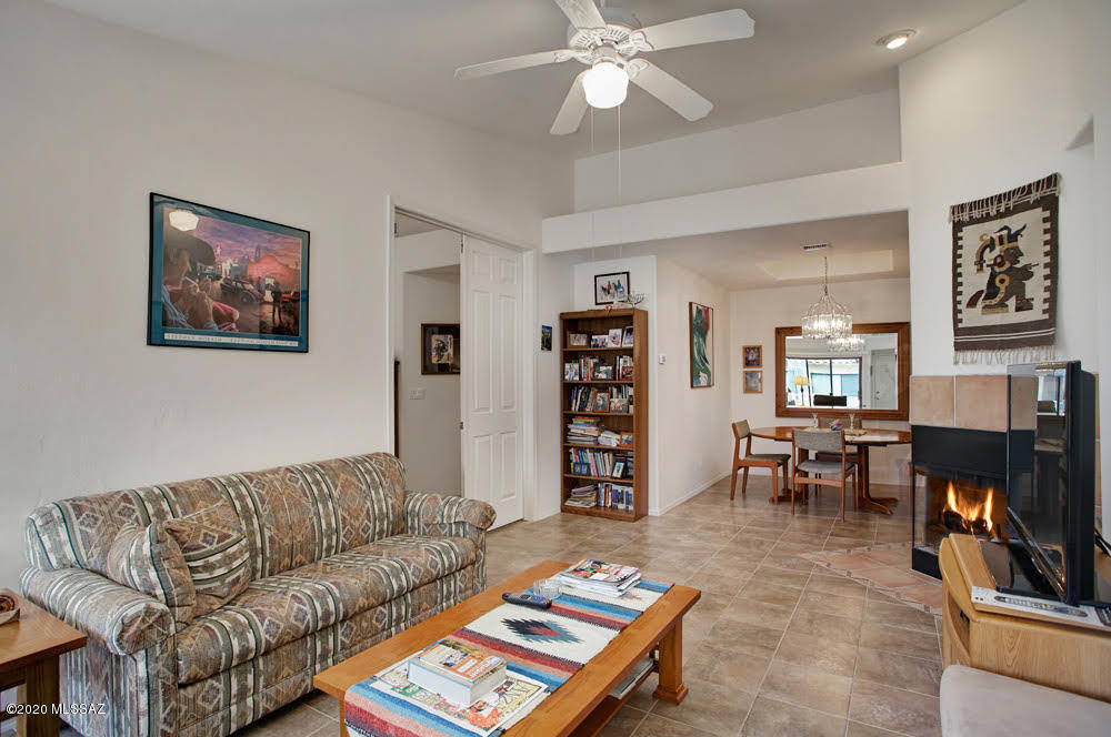 Condos At La Paloma (The) - Residential