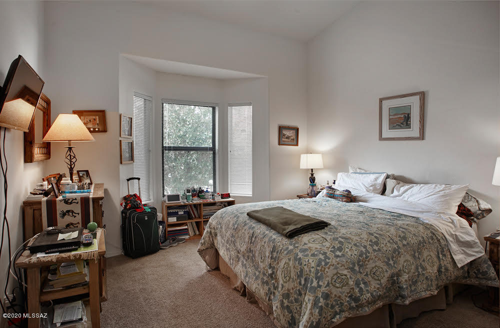 Condos At La Paloma (The) - Residential