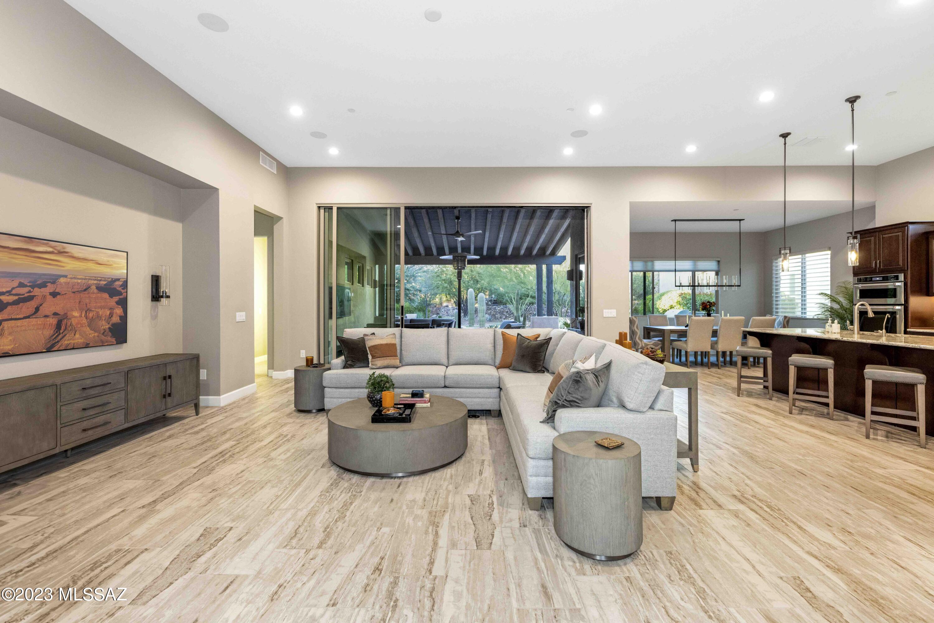 The Enclave At Stone Canyon V - Residential