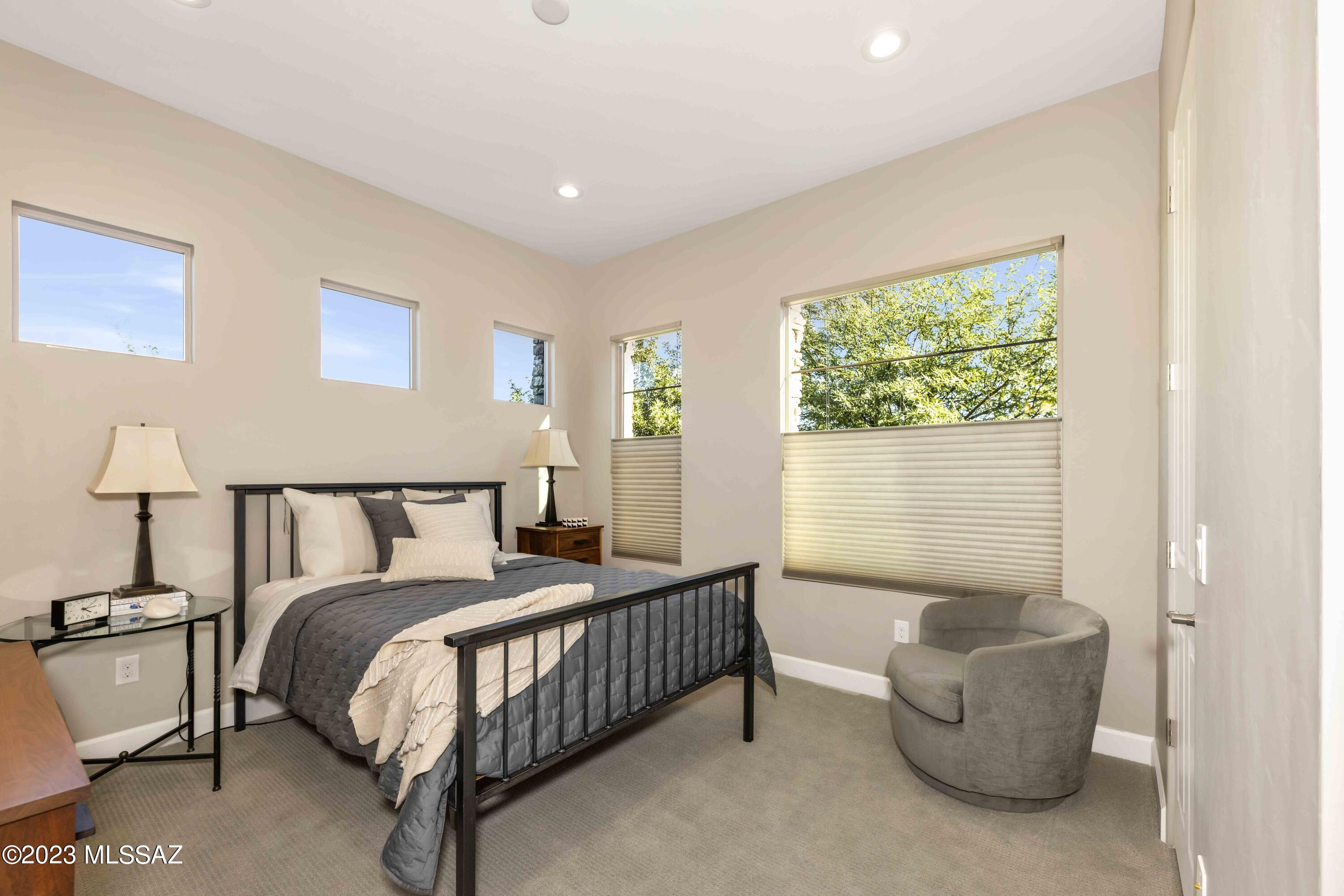 The Enclave At Stone Canyon V - Residential