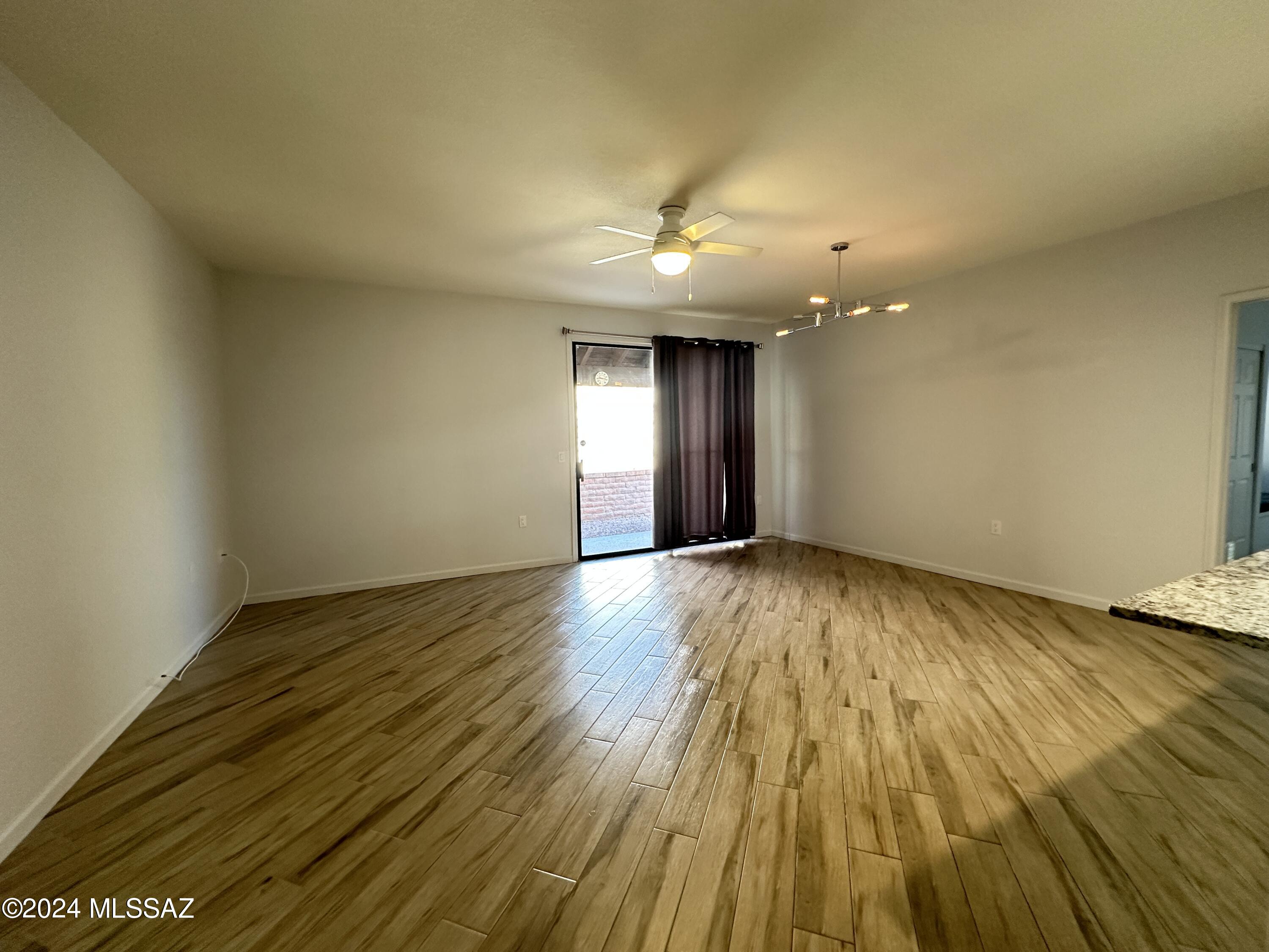 La Cholla Hills(1-313) - Residential Lease