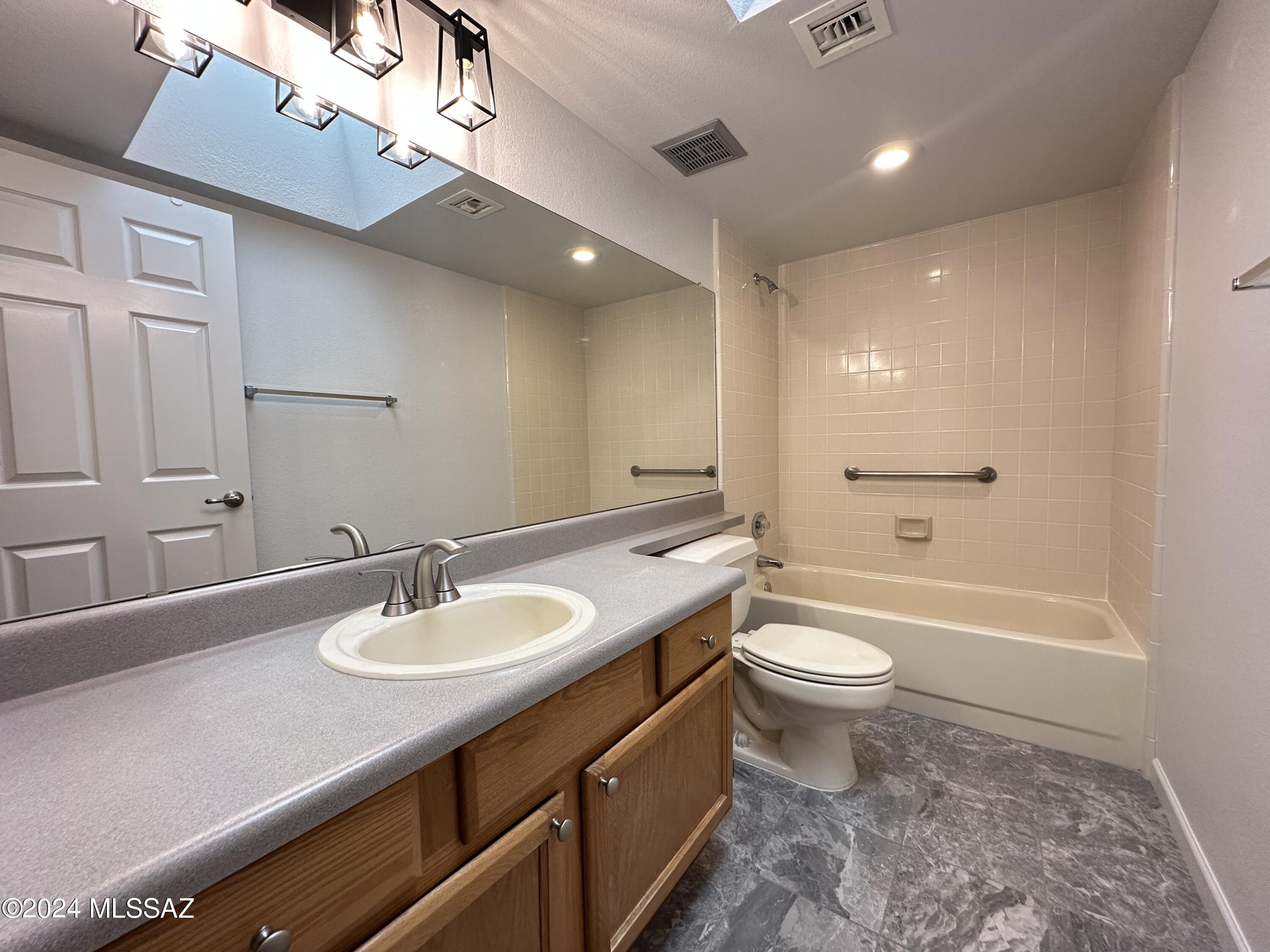 La Cholla Hills(1-313) - Residential Lease