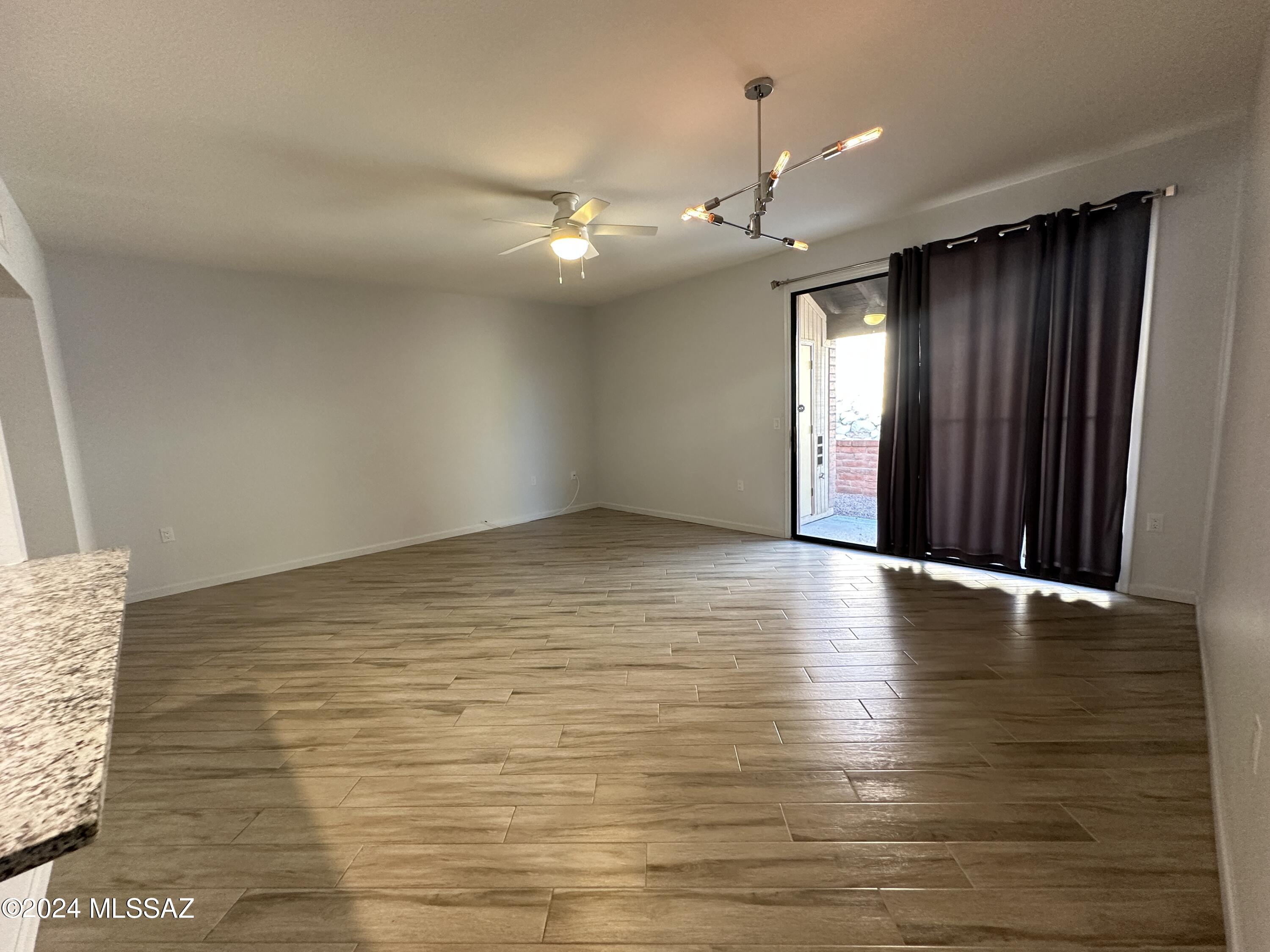 La Cholla Hills(1-313) - Residential Lease