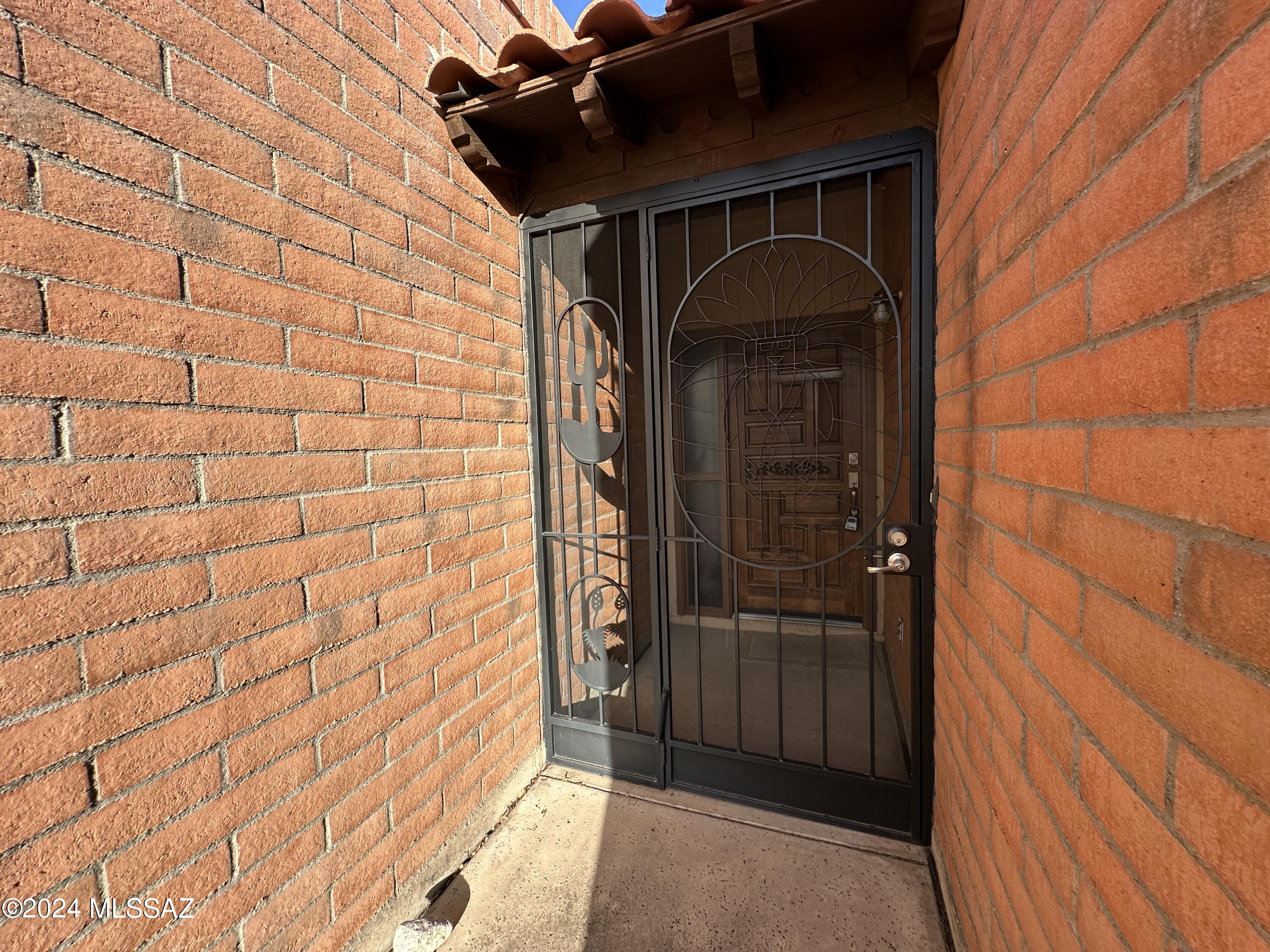 La Cholla Hills(1-313) - Residential Lease