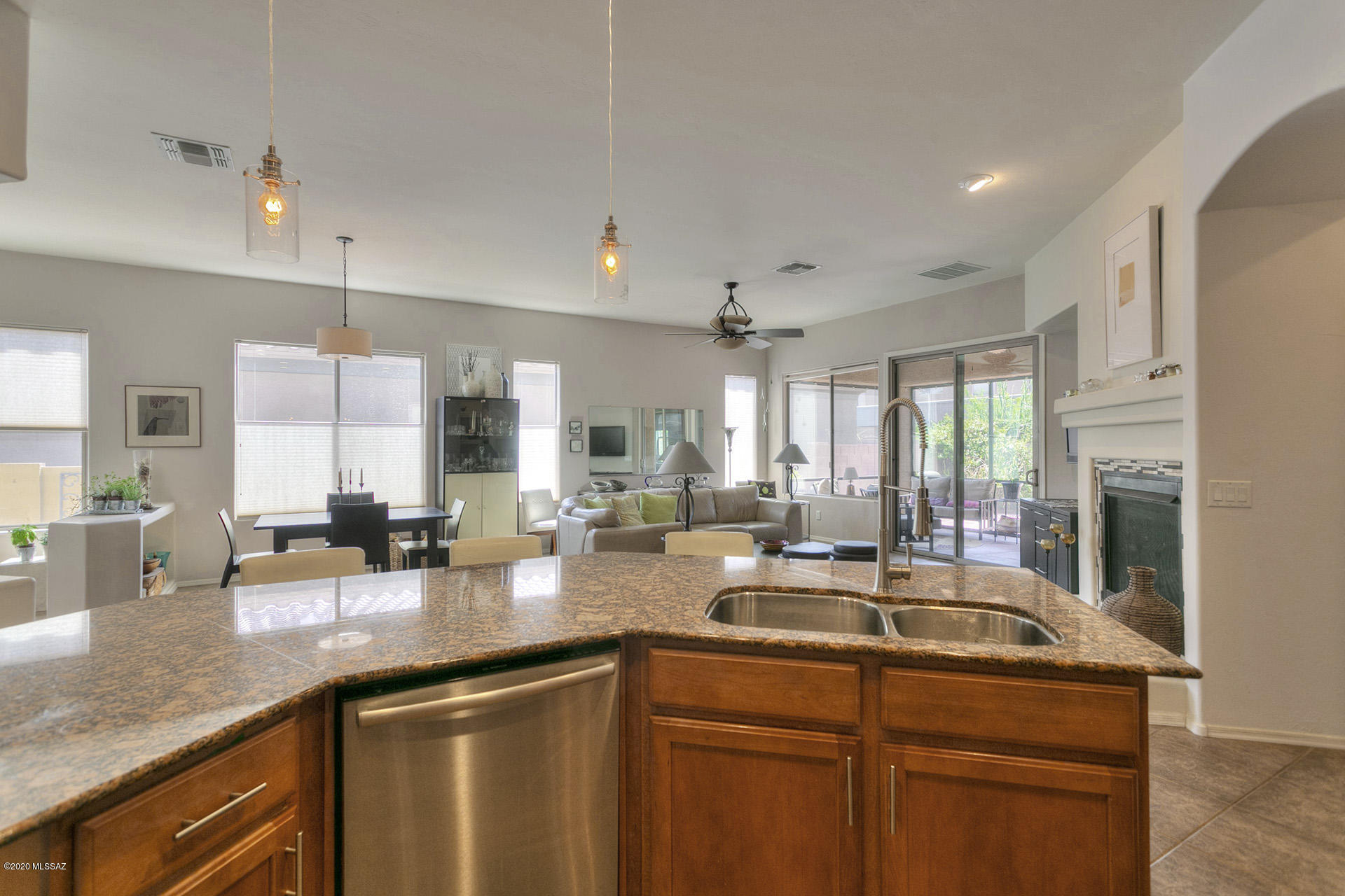 Encanto Del Lago (1-82) - Residential