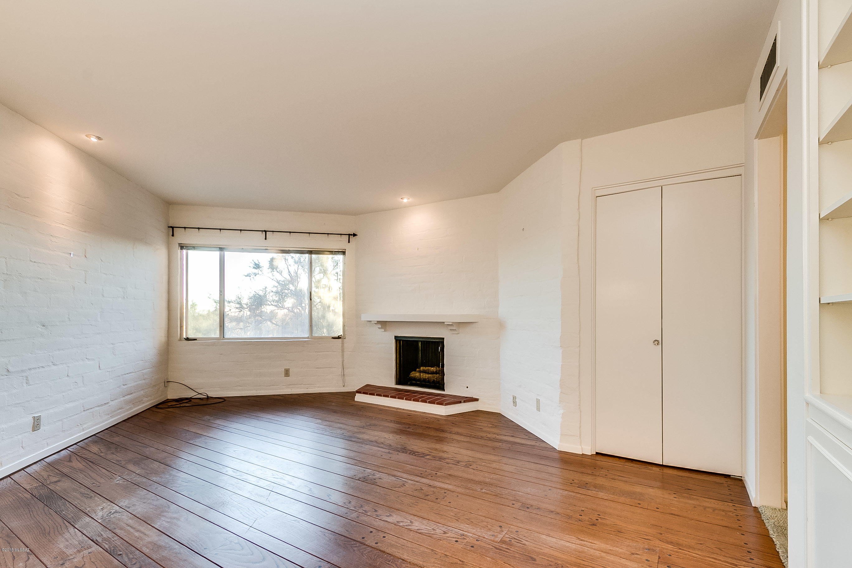 Catalina Foothills Estates 6 Th - Residential
