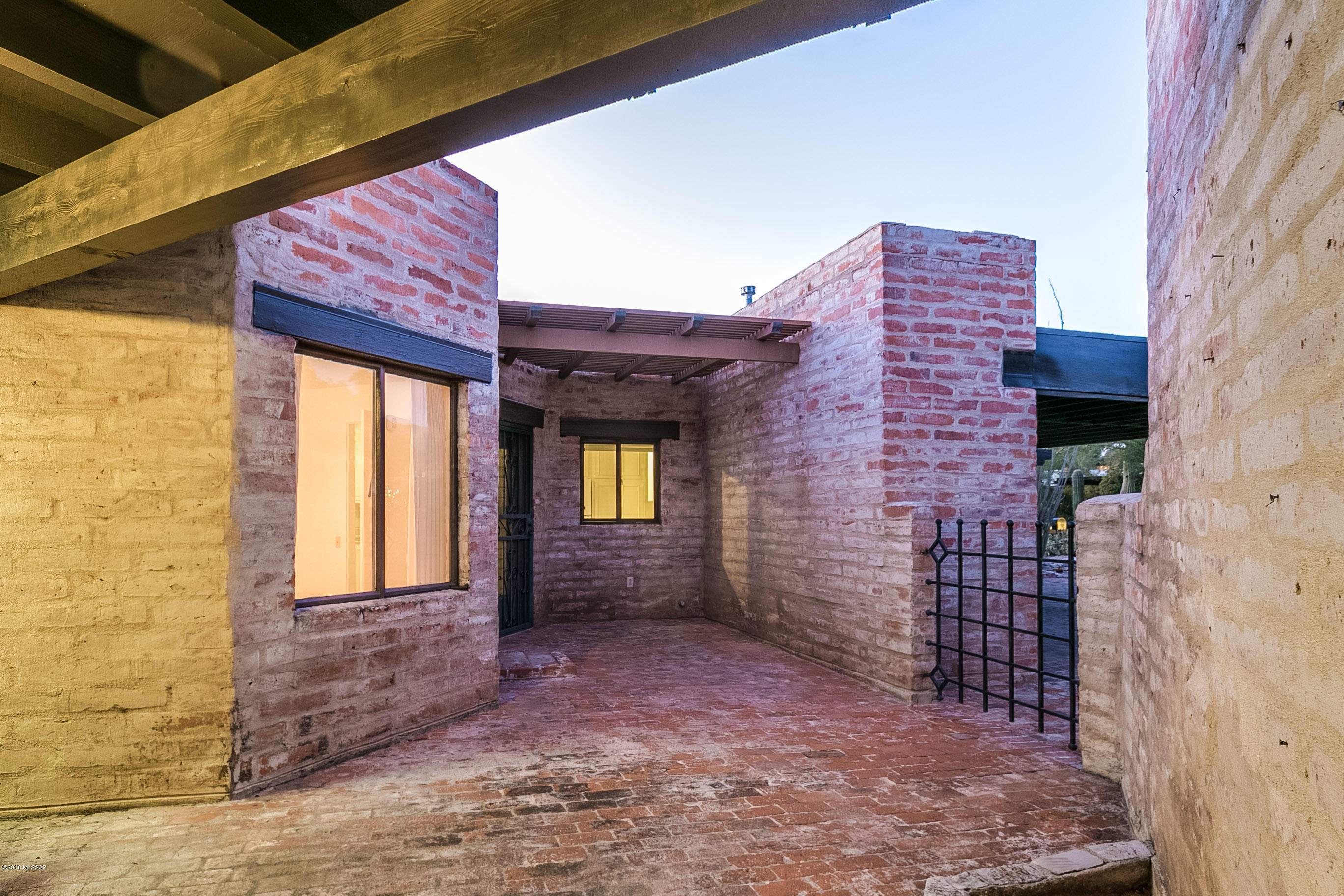 Catalina Foothills Estates 6 Th - Residential