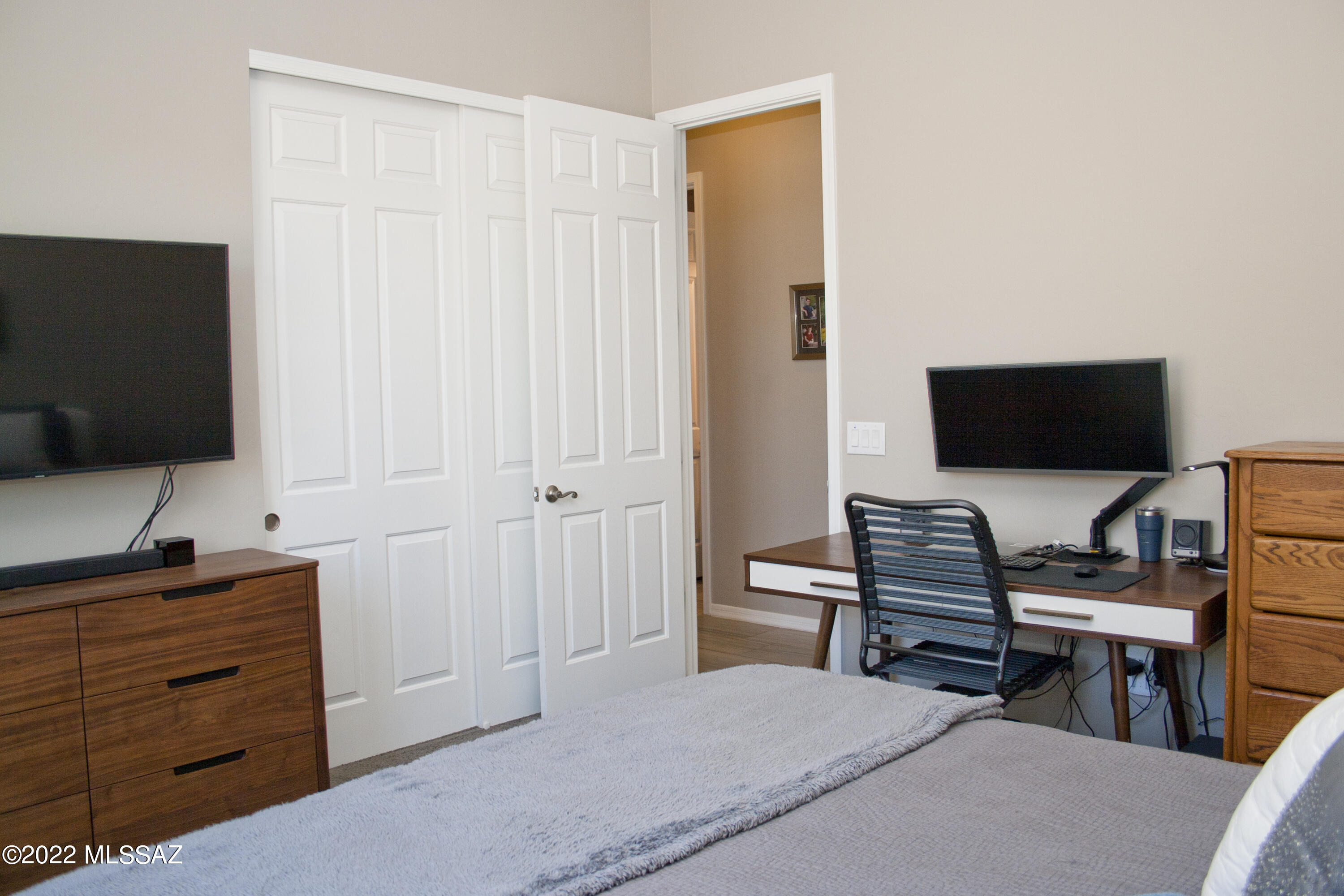 The Uplands at Lambert Lane (1-16) - Residential