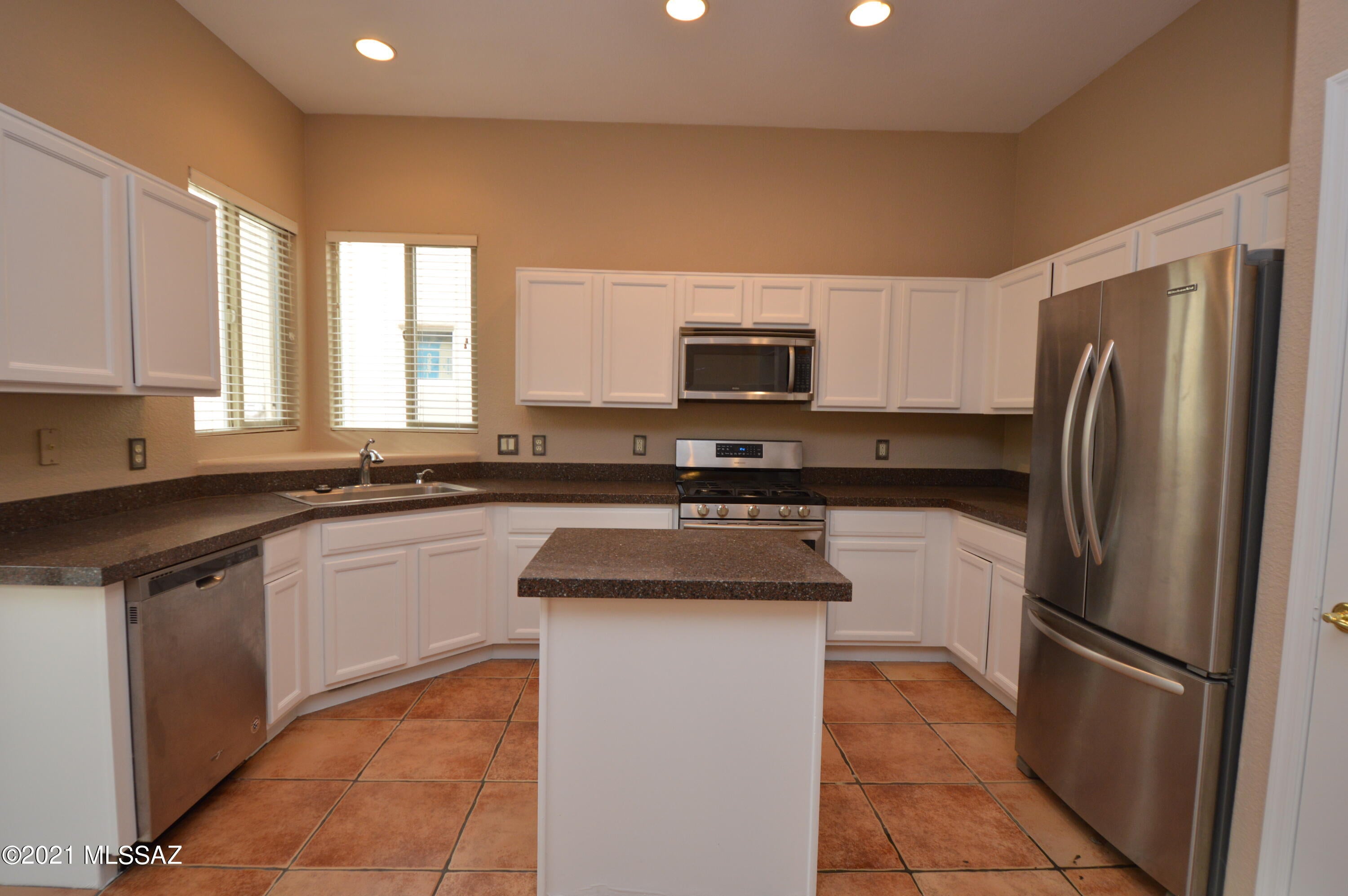 Civano 1 (166-527) - Residential Lease