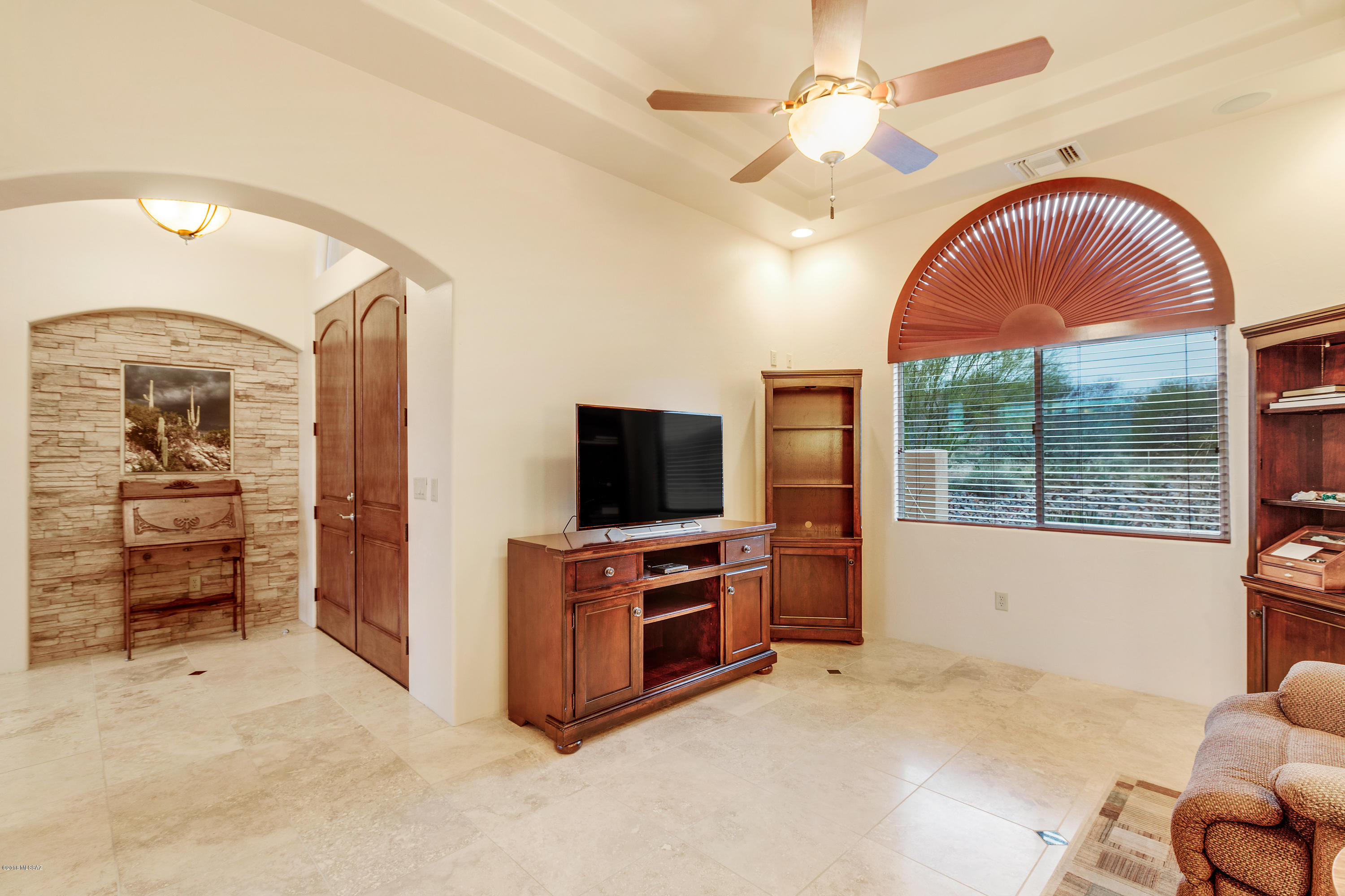 Coyote Creek (1-395) - Residential
