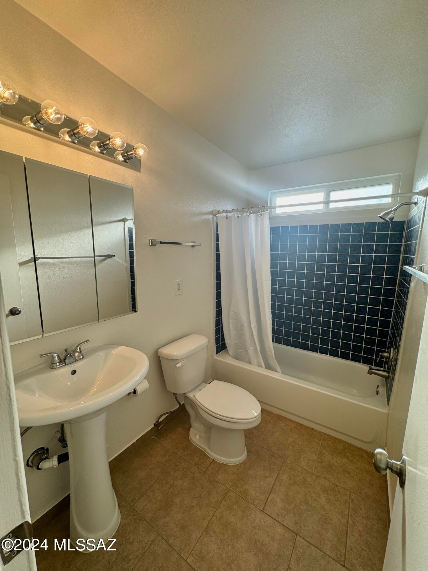 Escalante Heights No. 2 (1-172) - Residential Lease