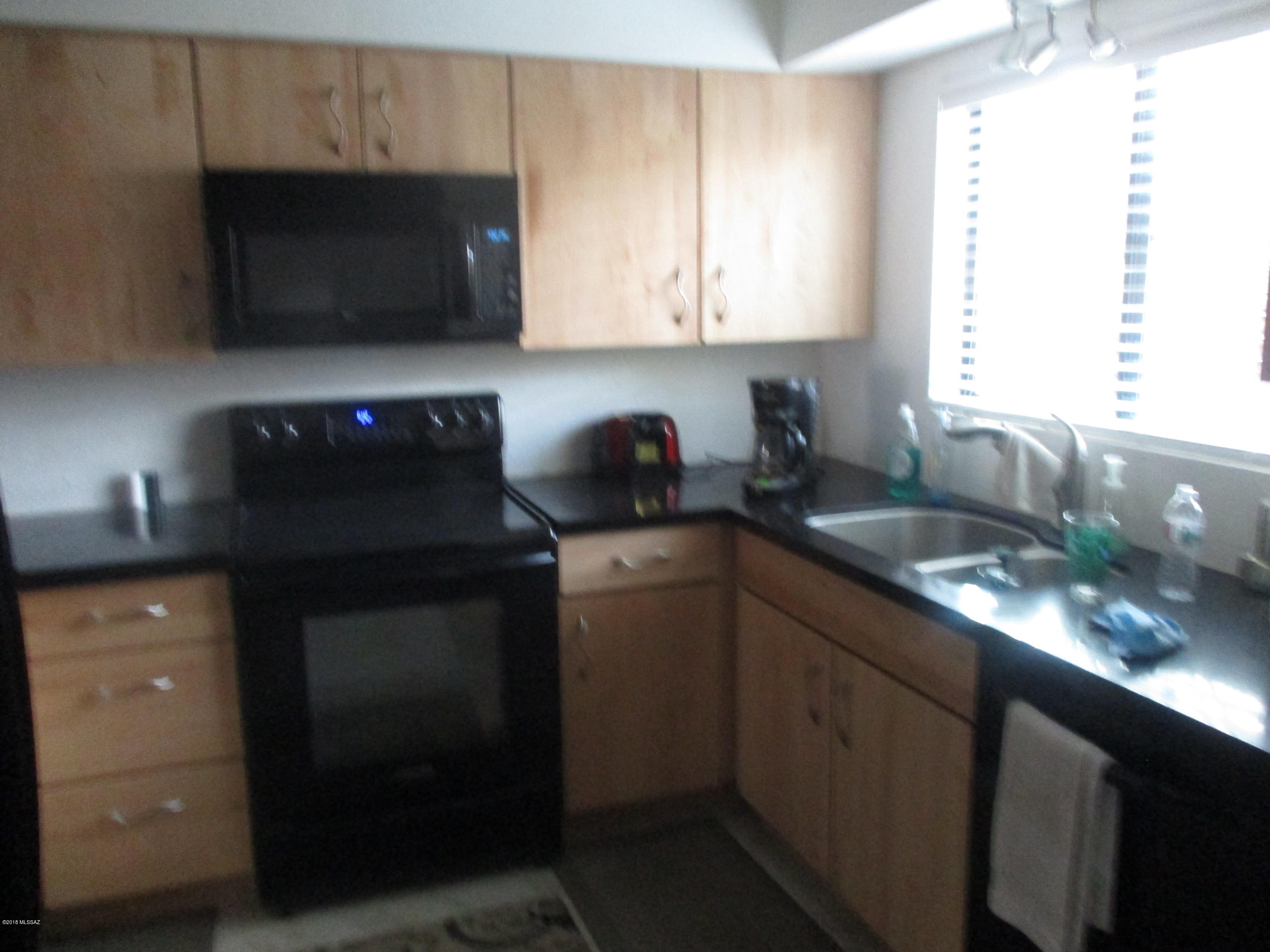 Palo Verde Square Townhouses (1-9) - Residential Lease