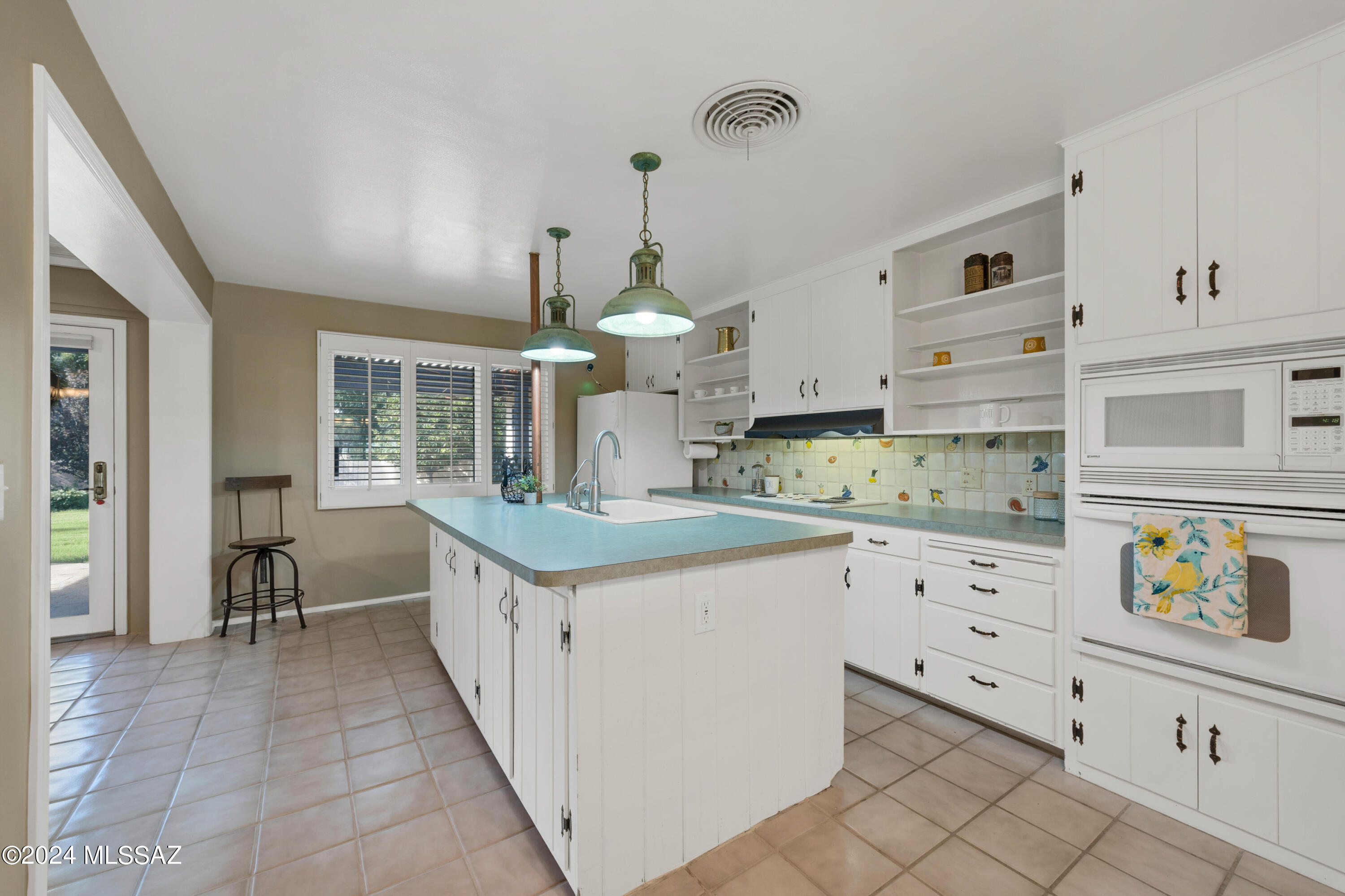 Casas Adobes Estates NO. 2-A Resub. - Residential