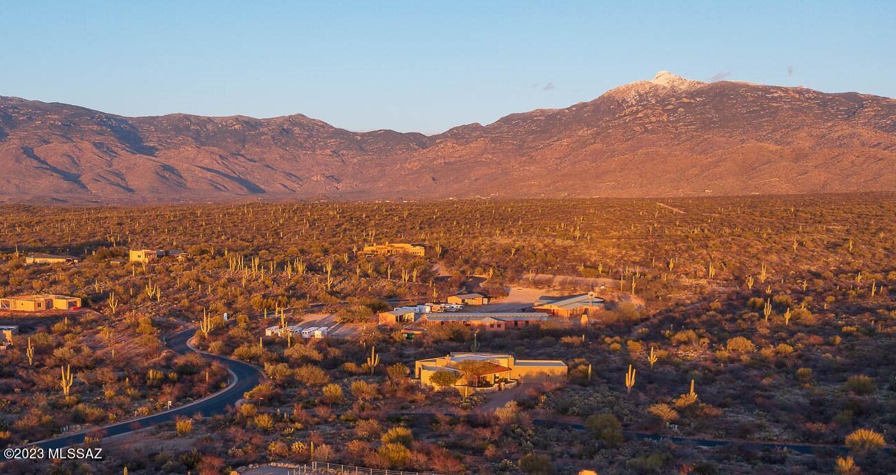 Coyote Creek (1-395) - Residential