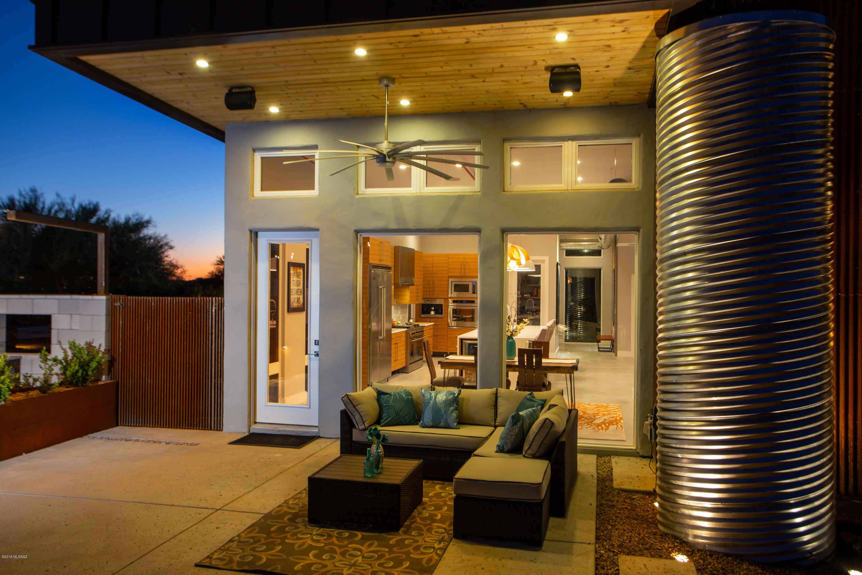 La Cholla Airpark - Residential