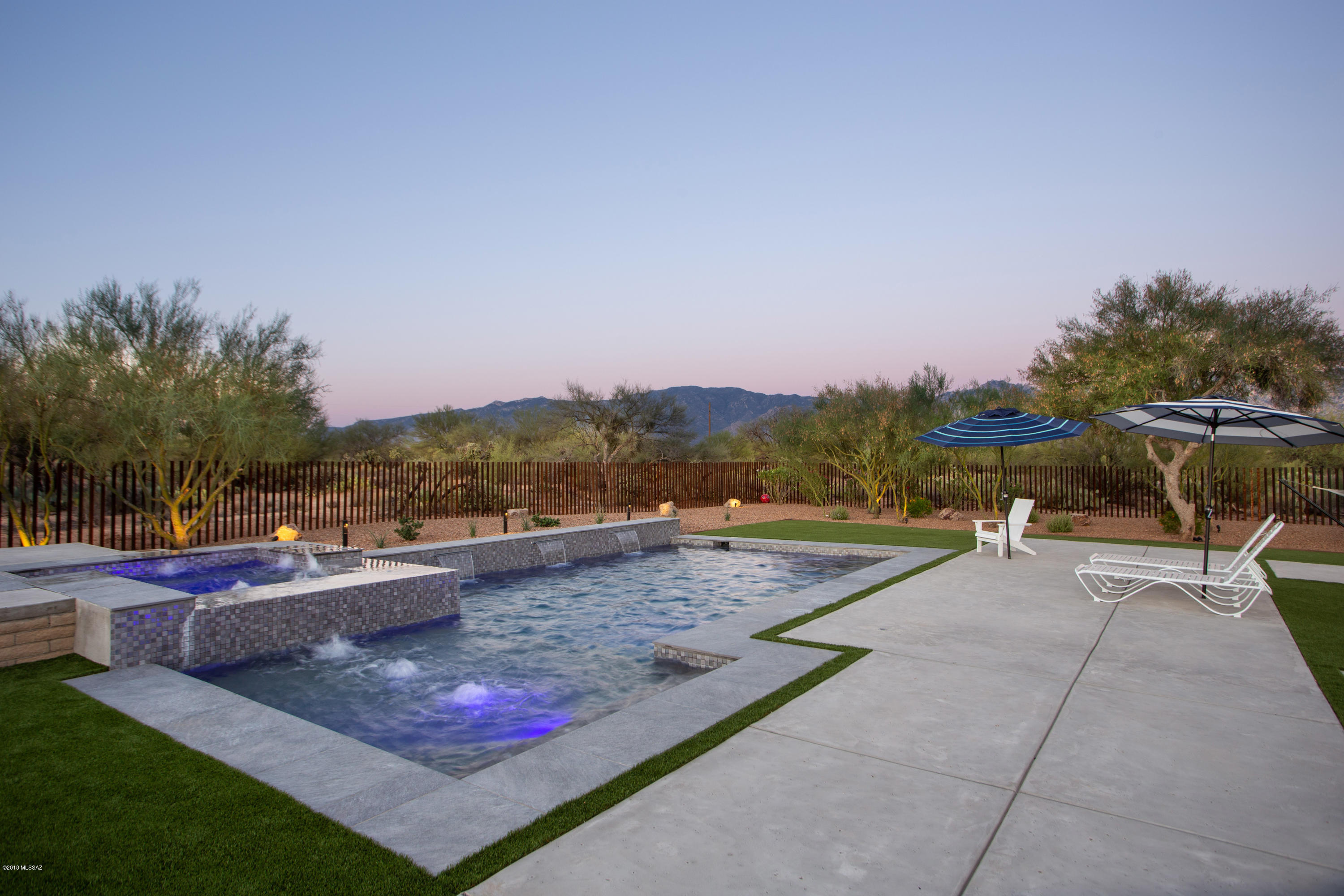 La Cholla Airpark - Residential