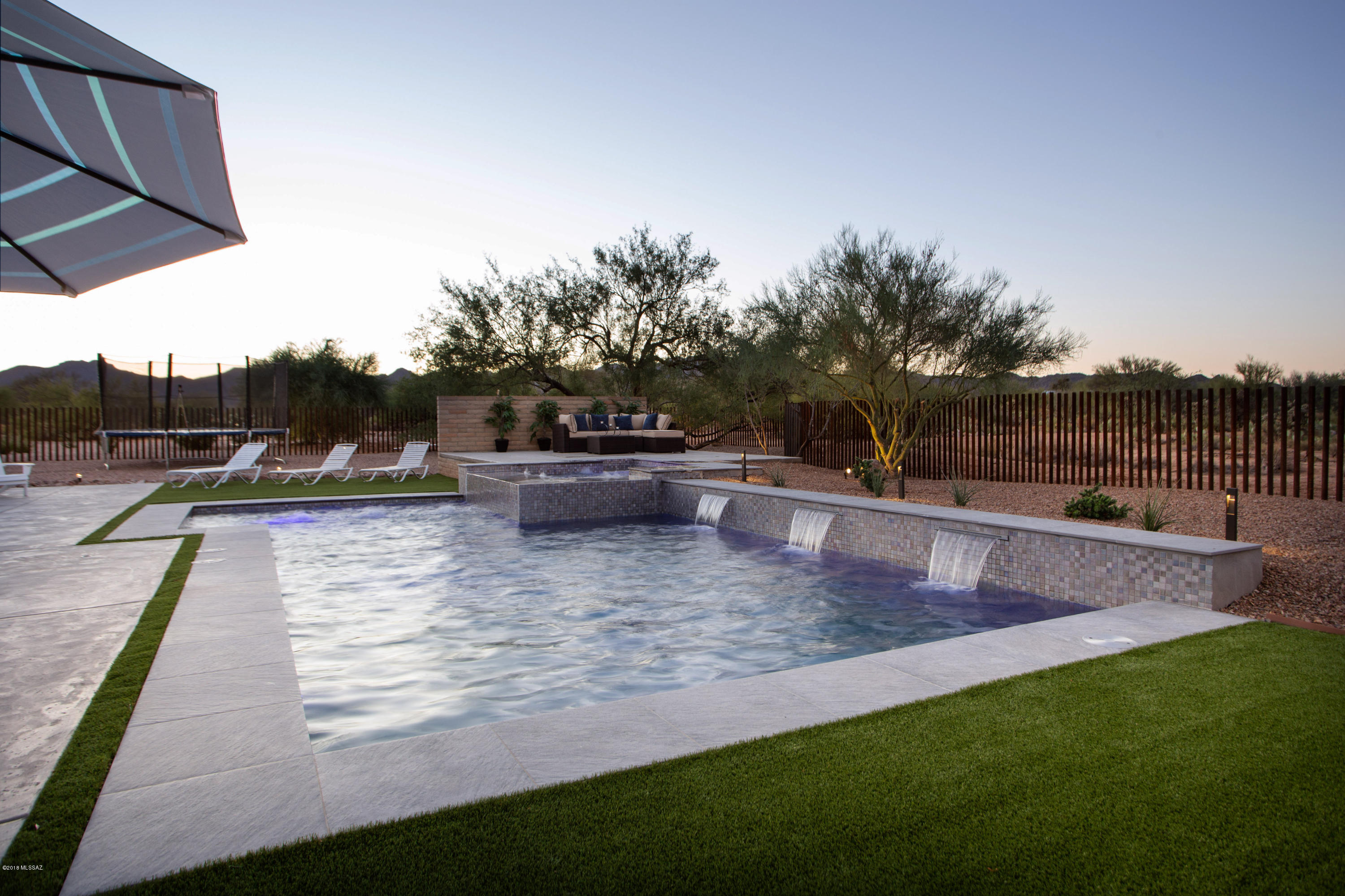 La Cholla Airpark - Residential