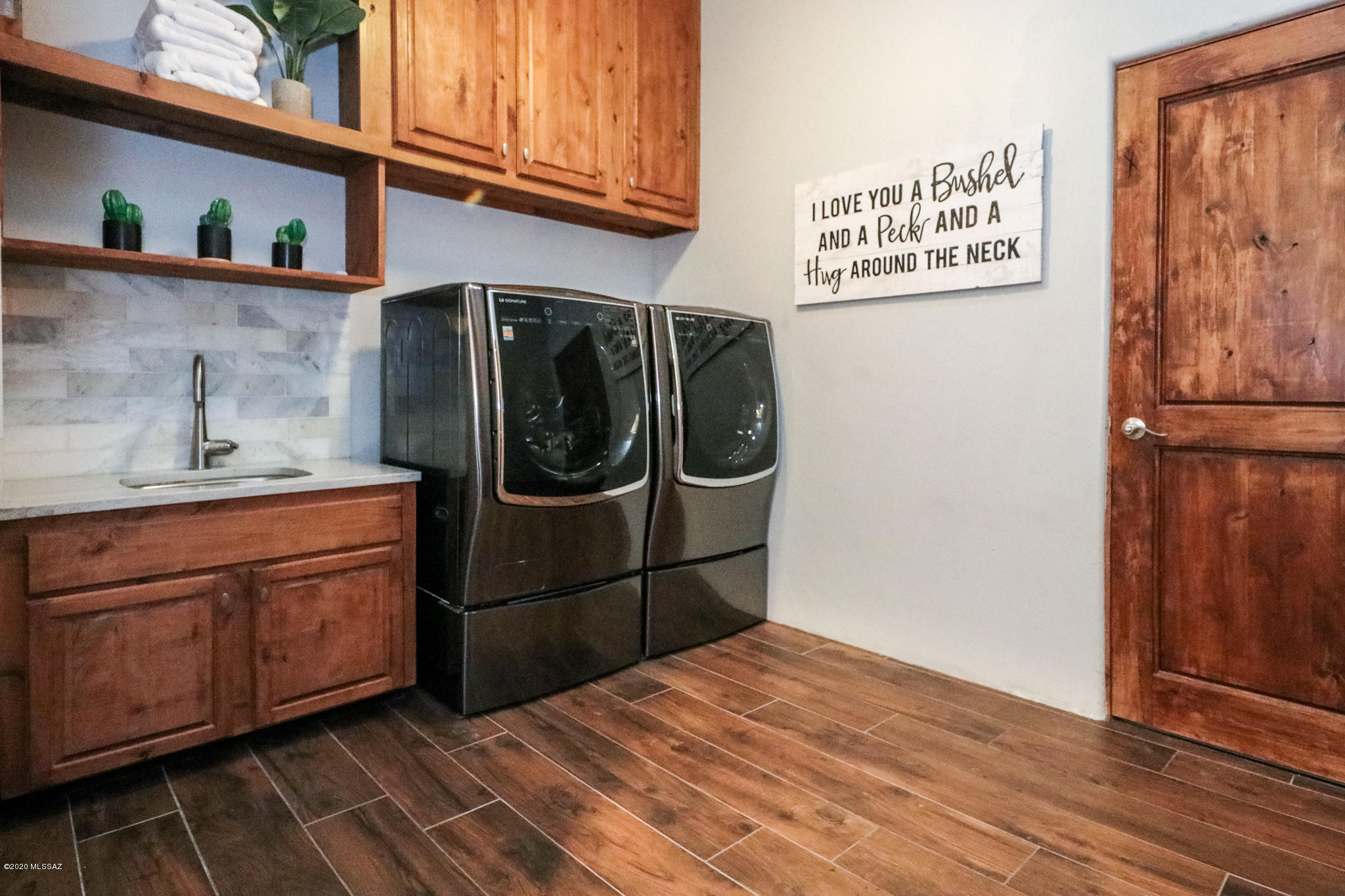 Snyder Creek Canyon (1-29) - Residential