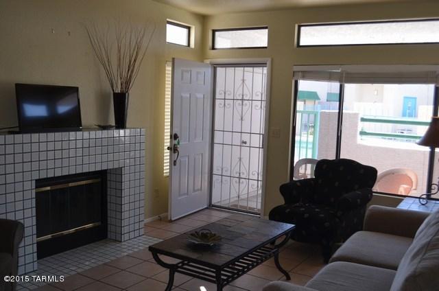 Summertree Condominiums (1-224) - Residential Lease