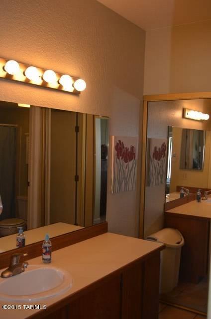 Summertree Condominiums (1-224) - Residential Lease
