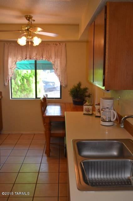 Summertree Condominiums (1-224) - Residential Lease