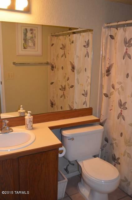 Summertree Condominiums (1-224) - Residential Lease